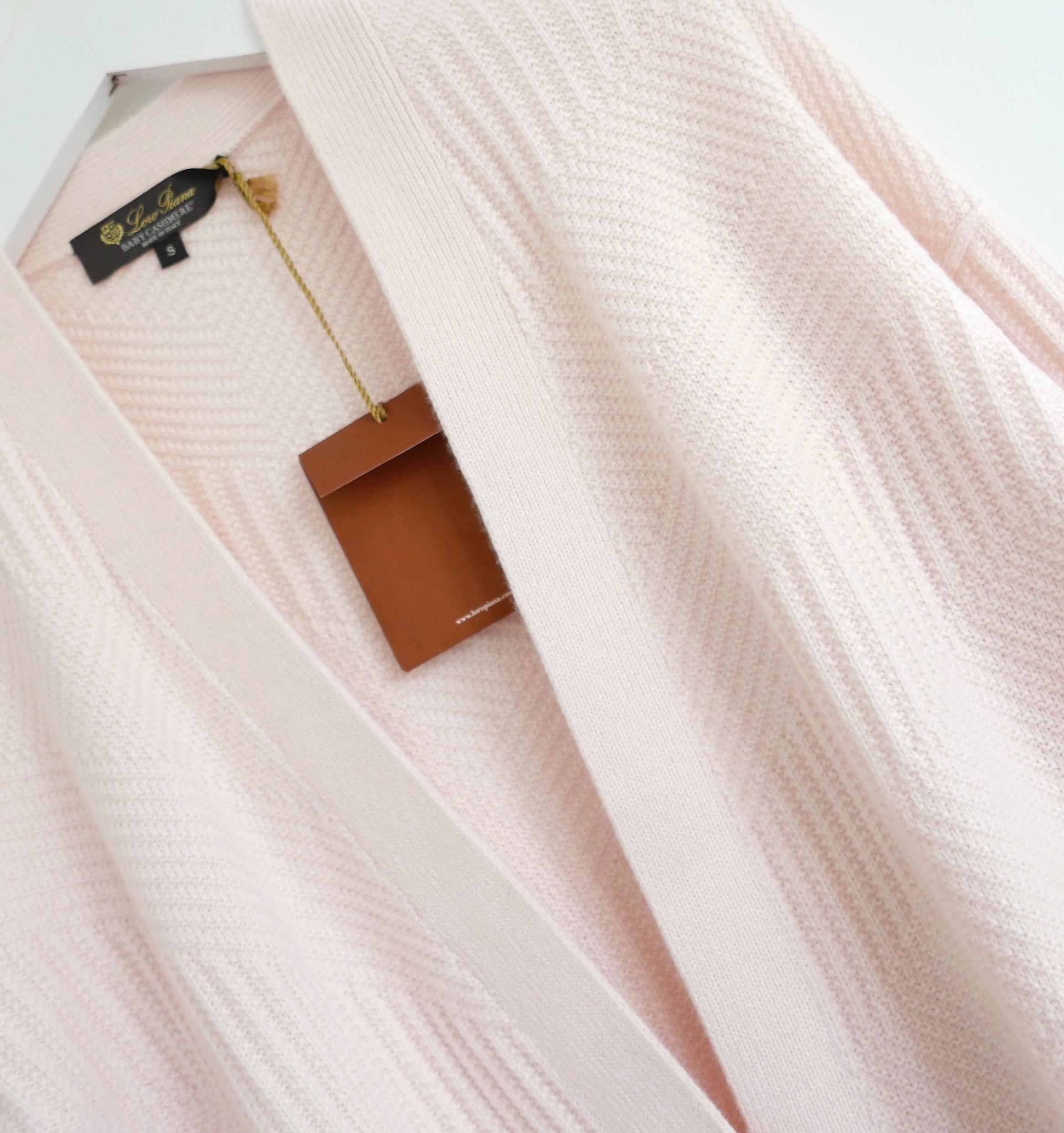 Beige Loro Piana Port Grimaud Pale Pink Baby Cashmere Cardigan For Sale