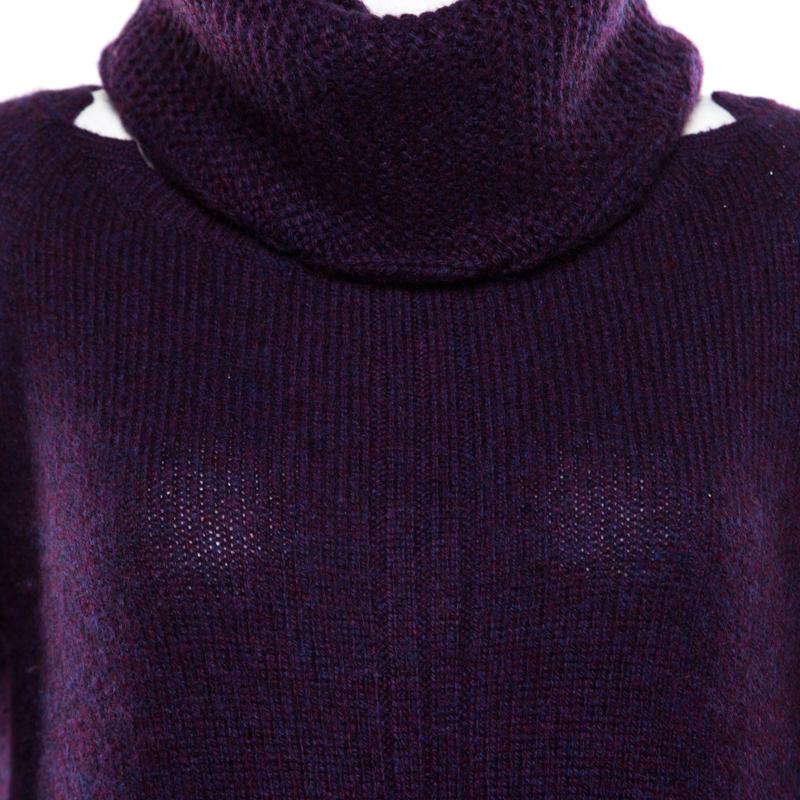 Loro Piana Purple Cashmere Sweater and Infinity Scarf Set S In Good Condition In Dubai, Al Qouz 2