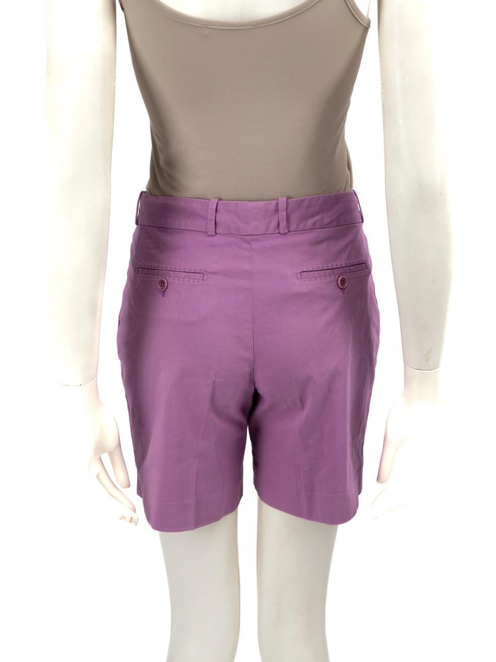 Violet Loro Piana, mini-short violet, taille M en vente