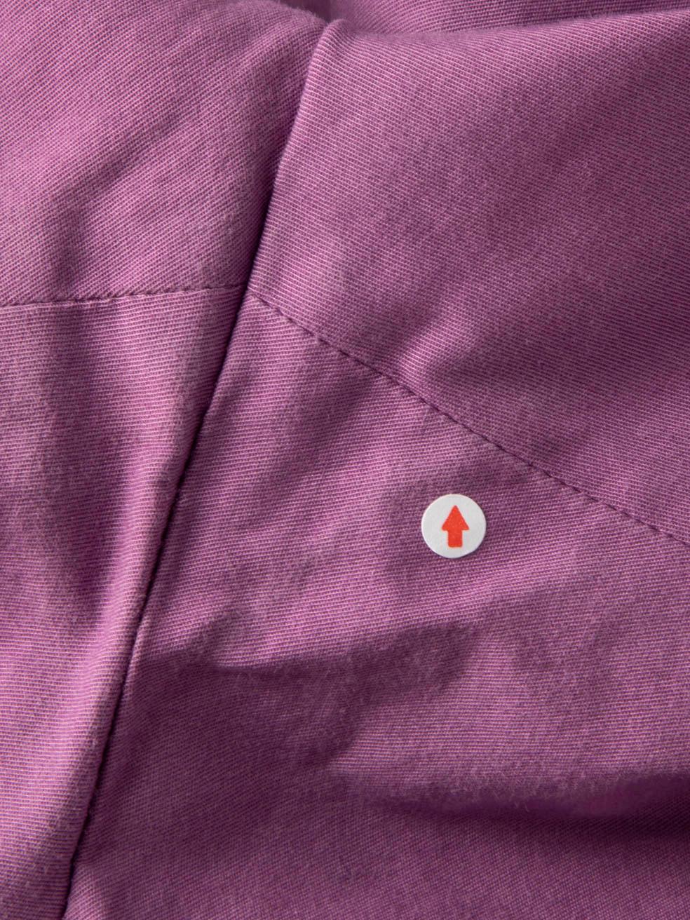 Loro Piana, mini-short violet, taille M en vente 1