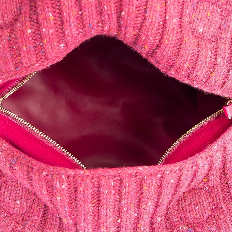 LORO PIANA raspberry pink cashmere PUFFY KNIT POUCH Clutch Bag For Sale at  1stDibs