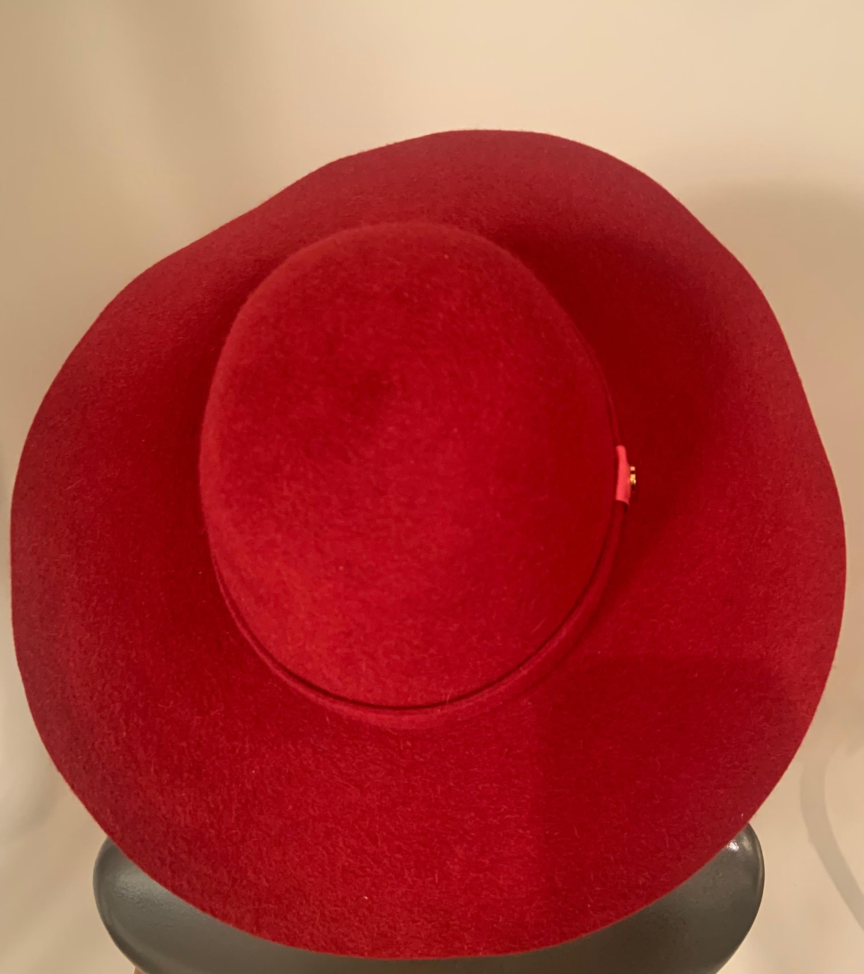 Loro Piana Raspberry Red Cashmere and Wool Blend Hat In Excellent Condition In New Hope, PA