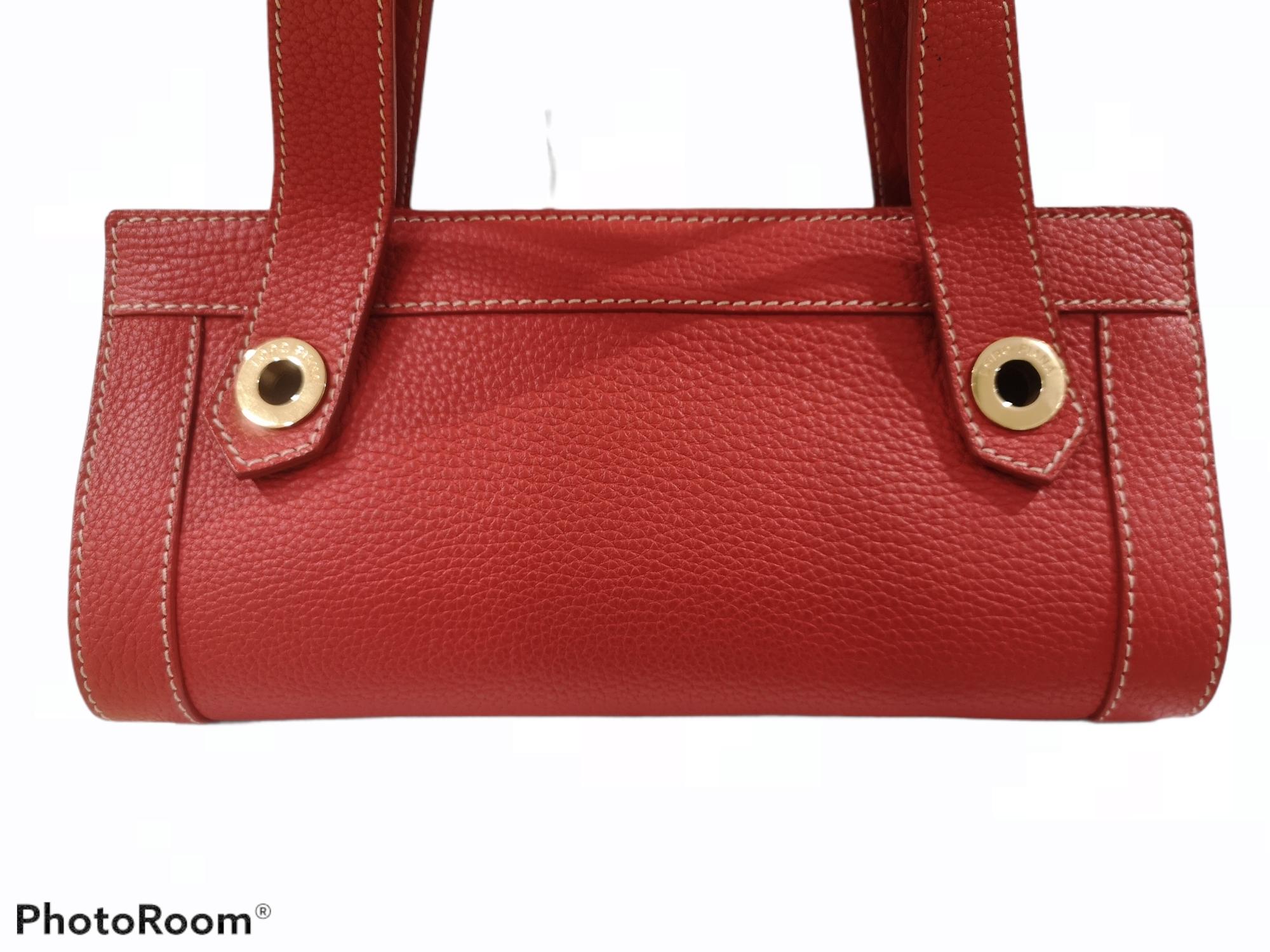 Rouge Loro Piana - Sac à bandoulière / sac à poignée rouge en vente