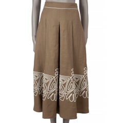 LORO PIANA 2021 DOLLY PLEATED MIDI-Rock aus sandbeigem Leinen XL
