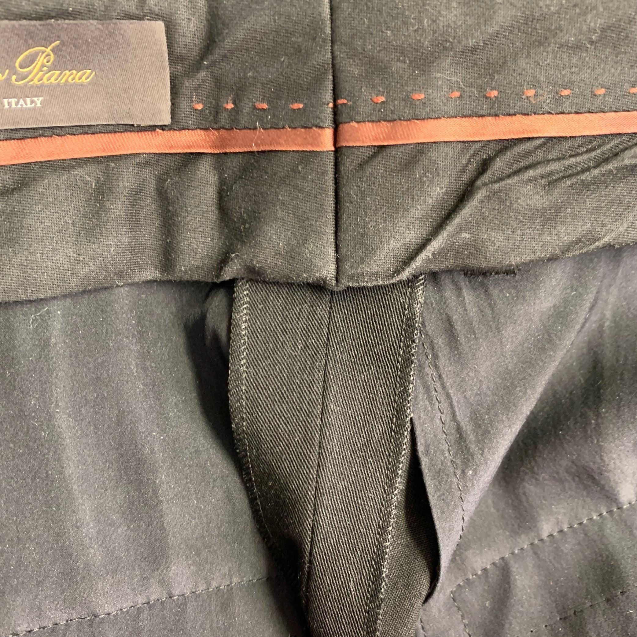 LORO PIANA Taille 2 - Robe large plissée en laine vierge noire et papier en vente 3