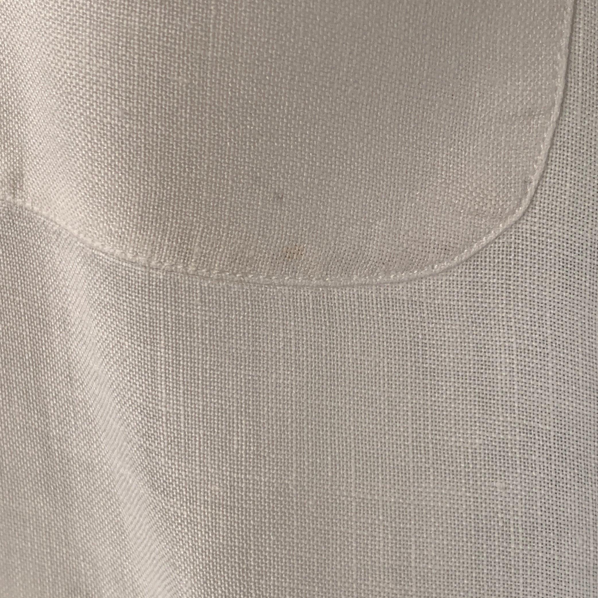 LORO PIANA Taglia L Camicia in lino bianca a un taschino a maniche lunghe In condizioni buone in vendita a San Francisco, CA