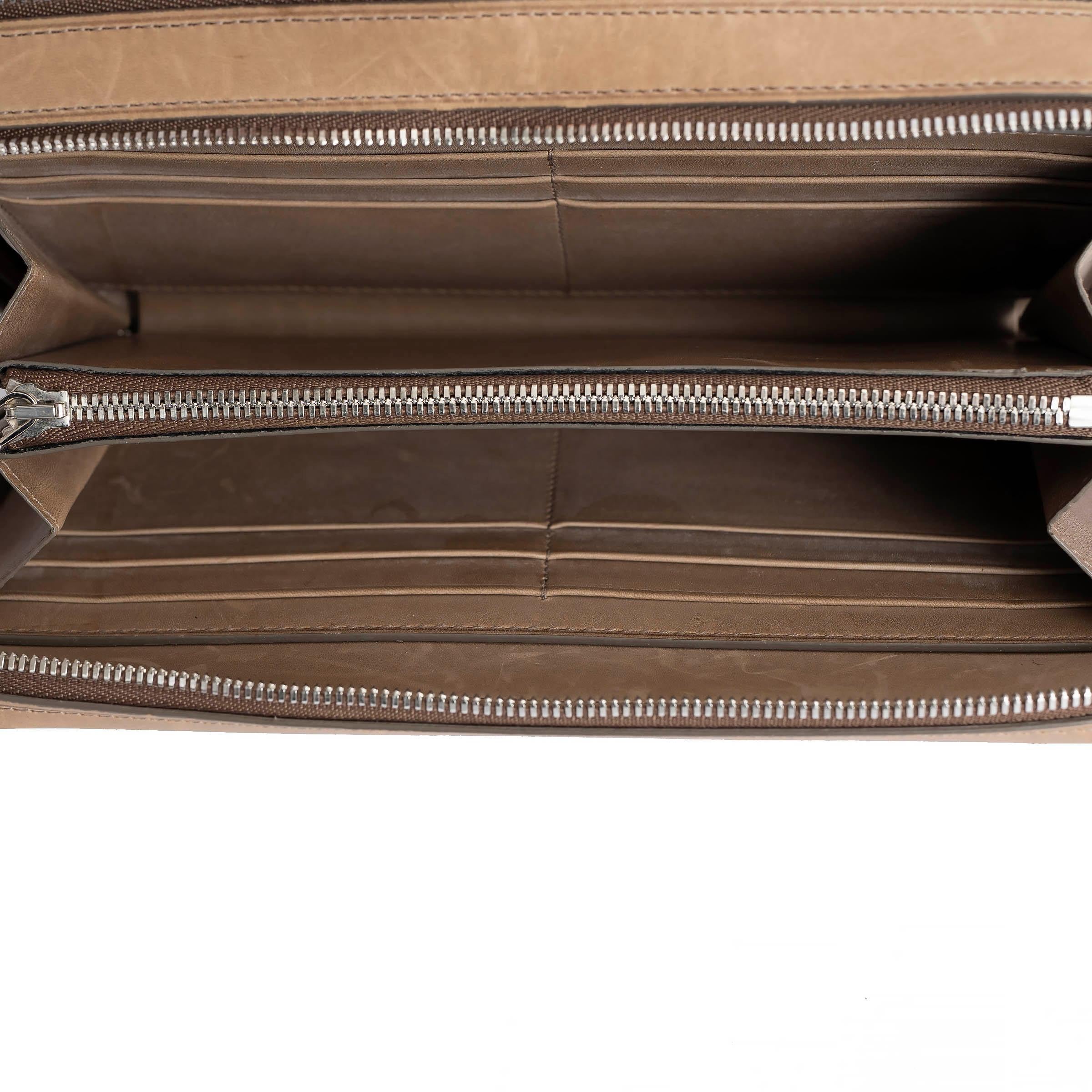 LORO PIANA taupe leather CONTINENTAL ZIP-AROUND Wallet For Sale 1