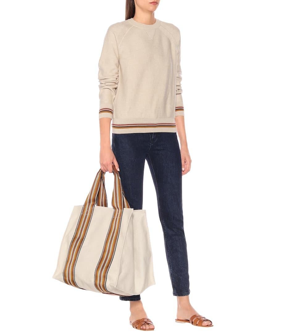 Loro Piana The Suitcase Stripe Cube M Tote Bag

Multi-stripe pattern, in brown, red and yellow generously sized tote 
Fabric with a water-repellent, stain-resistant finish
Inside pocket mounted on canvas 
Open leather pocket mounted on the canvas