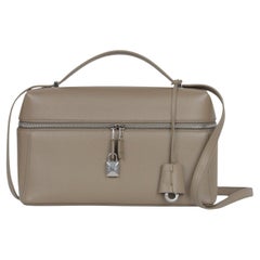 Loro Piana Warm Mastic Graue Extratasche aus Leder L27 Umwandelbare Tasche