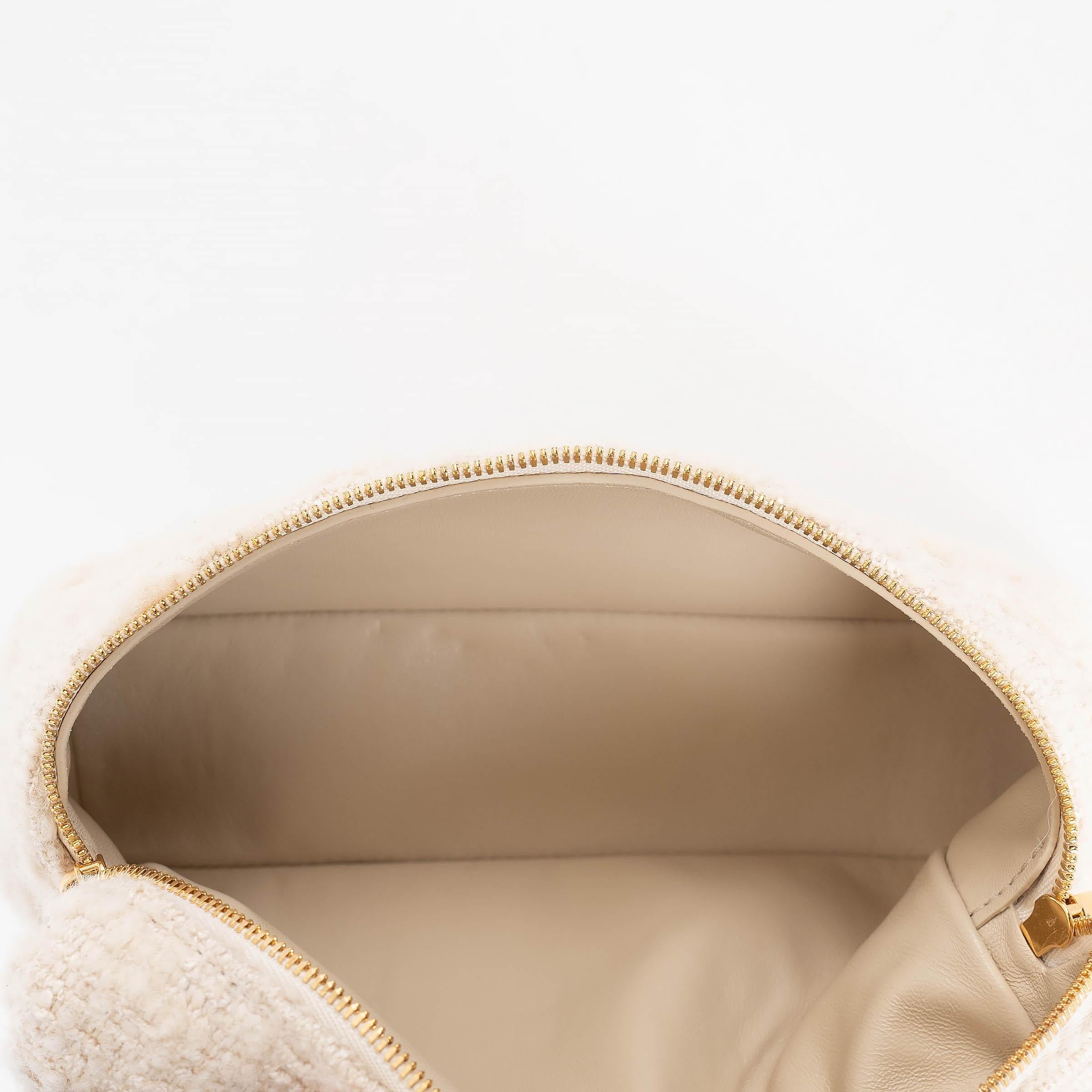 LORO PIANA white fossil bounce L19 EXTRA POCKET POUCH Shoulder Bag For Sale 1