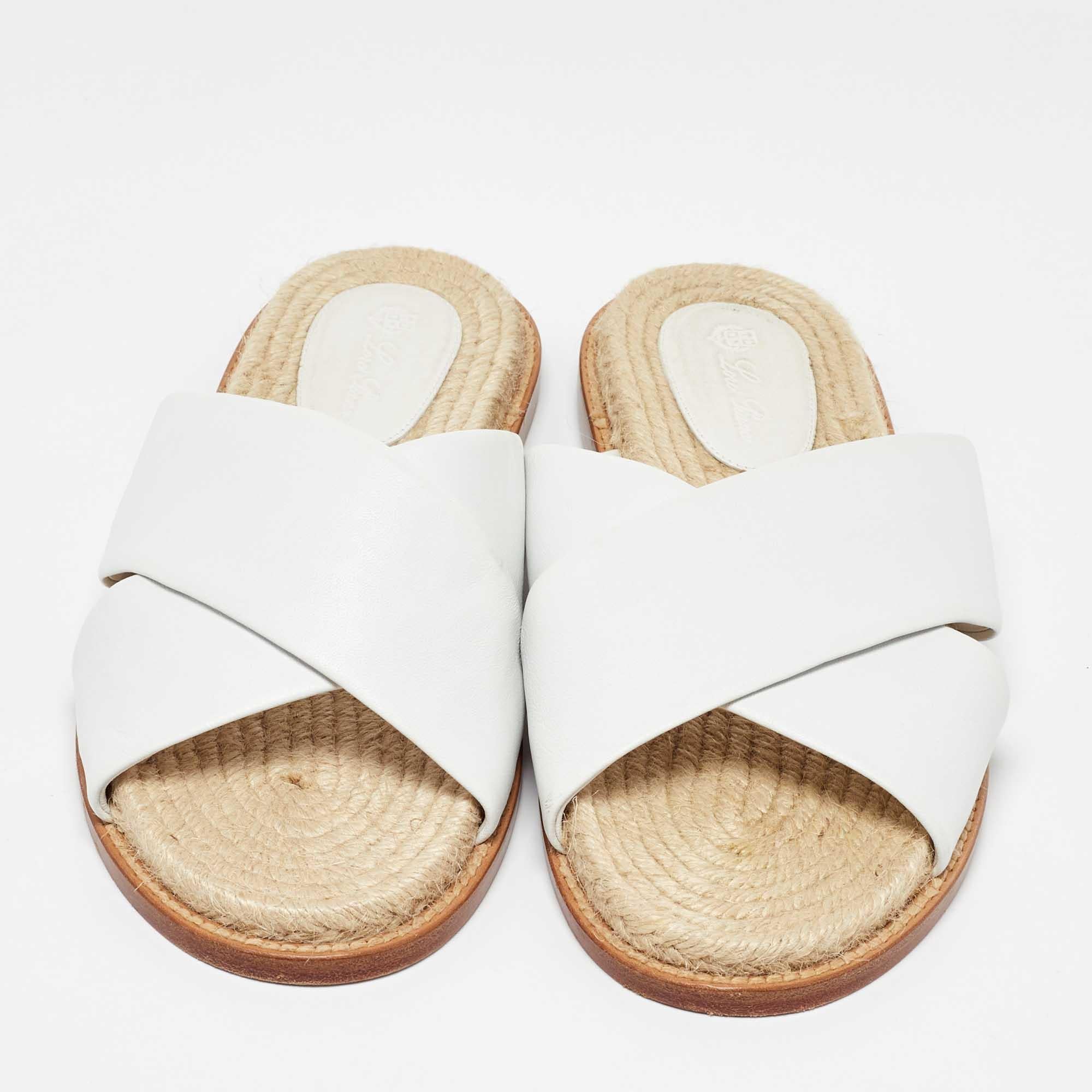 Loro Piana White Leather Cross Strap Espadrille Flats Size 40 In Good Condition For Sale In Dubai, Al Qouz 2