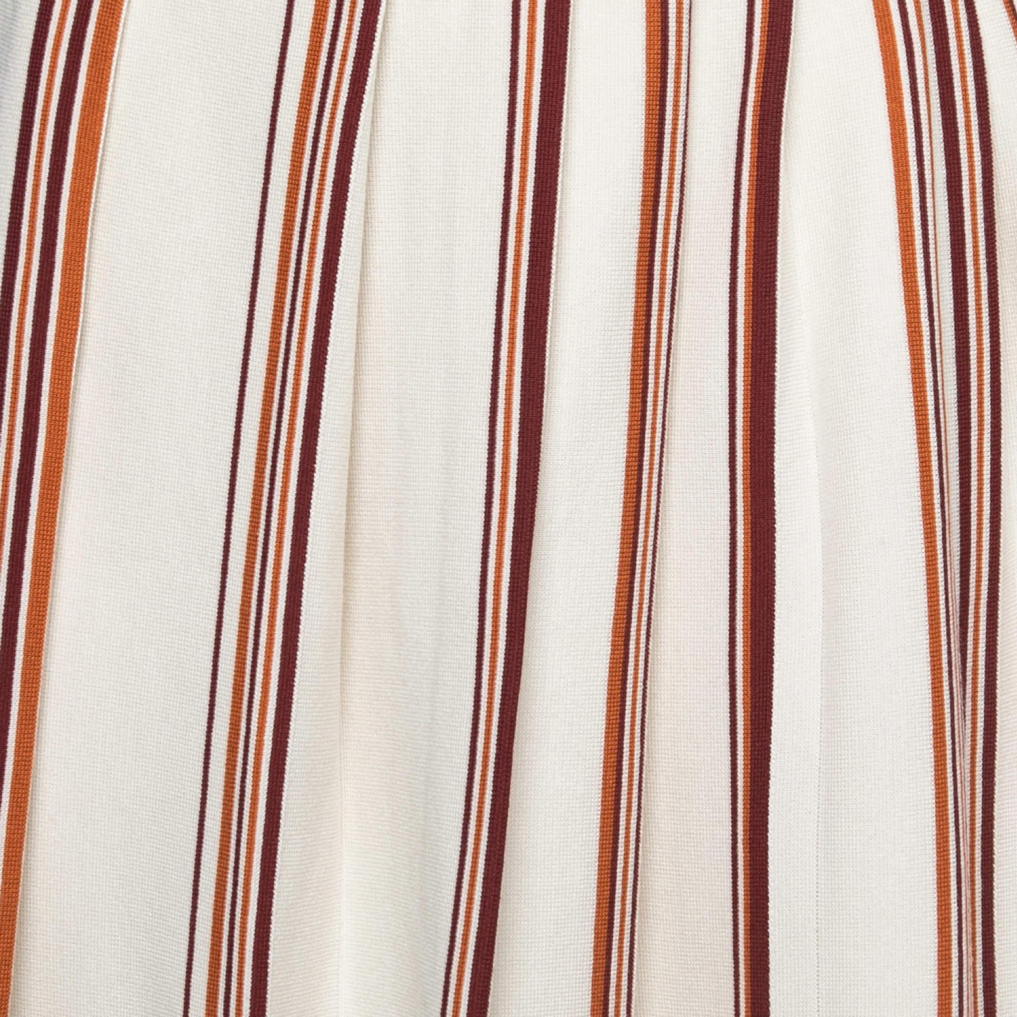 Loro Piana White Striped Patterned Knit Flared Midi Skirt S In Good Condition In Dubai, Al Qouz 2