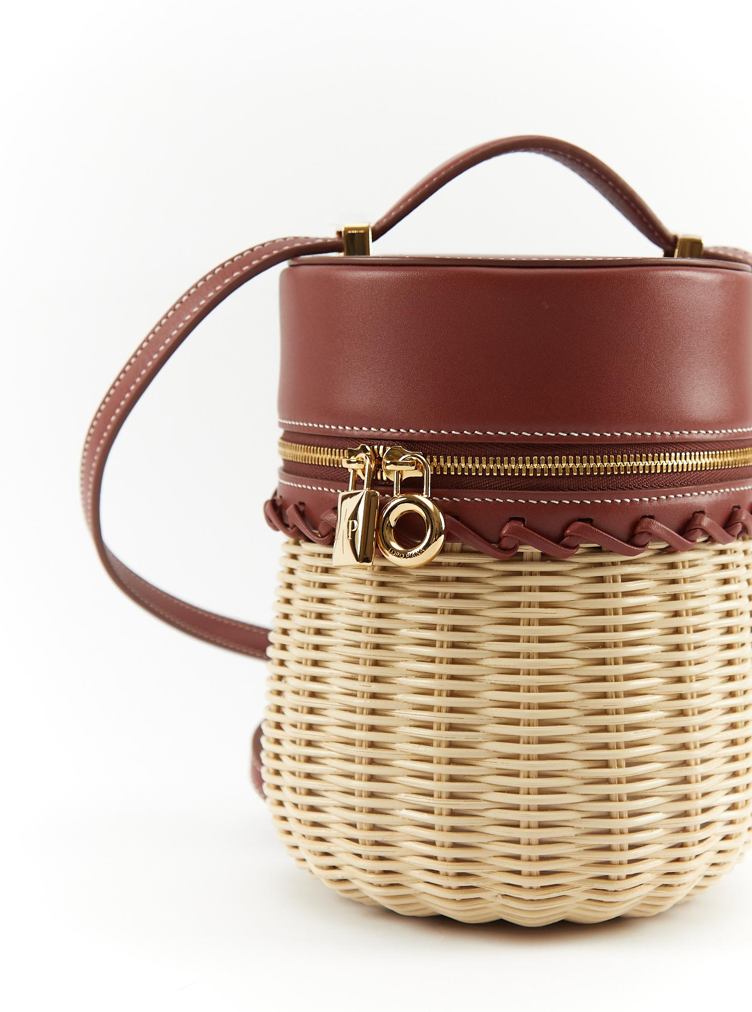 LORO PIANA Wicker Bamboo Bucket Bag In New Condition For Sale In London, GB