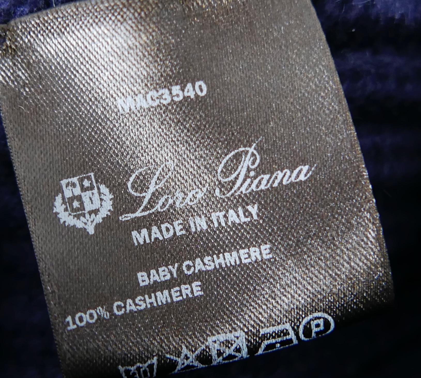 Loro Piano Baby Cashmere Cardigan Manteau côtelé marine en vente 1