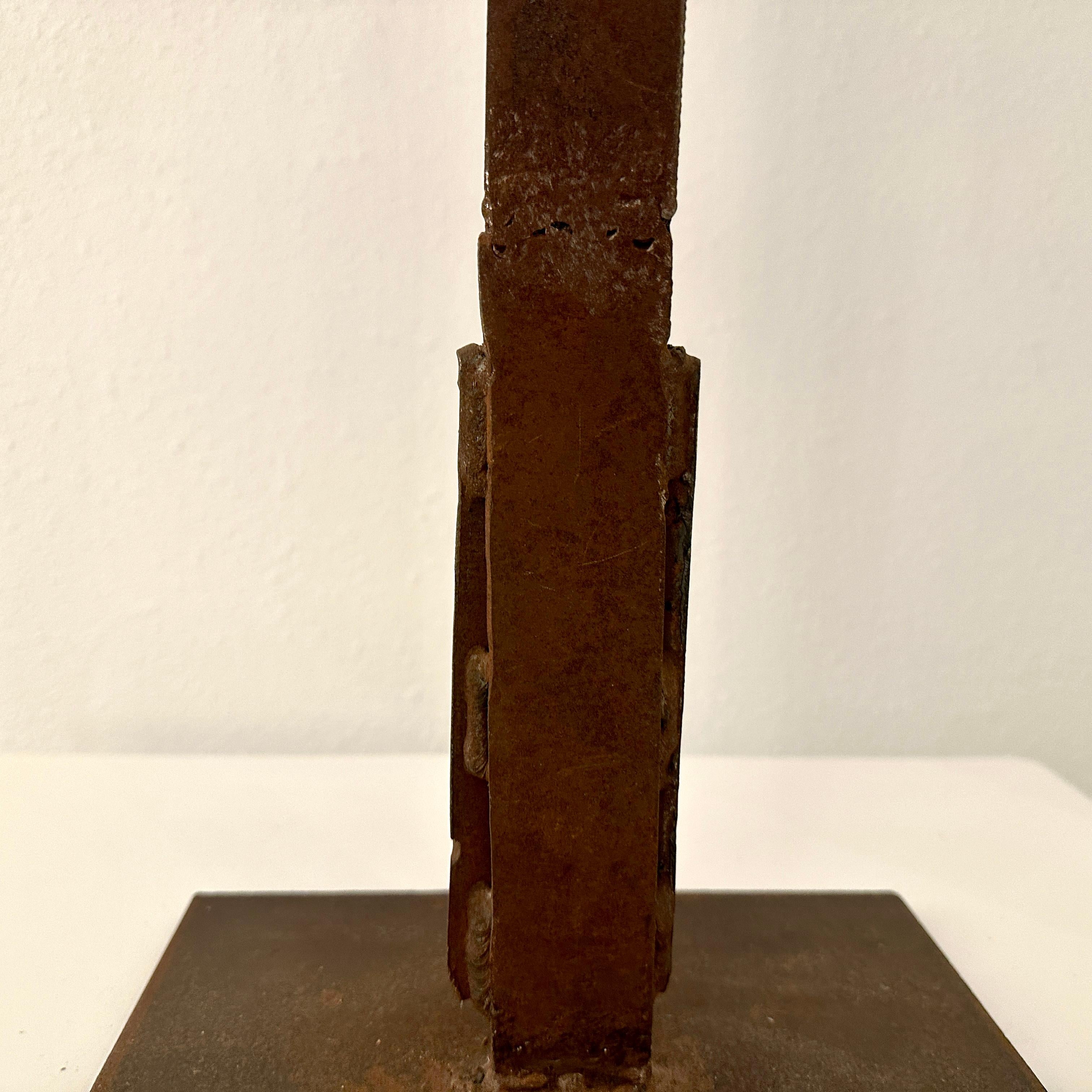 Brutalistische Eisenskulptur von Lorraine Crawford, Berkeley, Kalifornien, ca. 1960er Jahre im Angebot 4