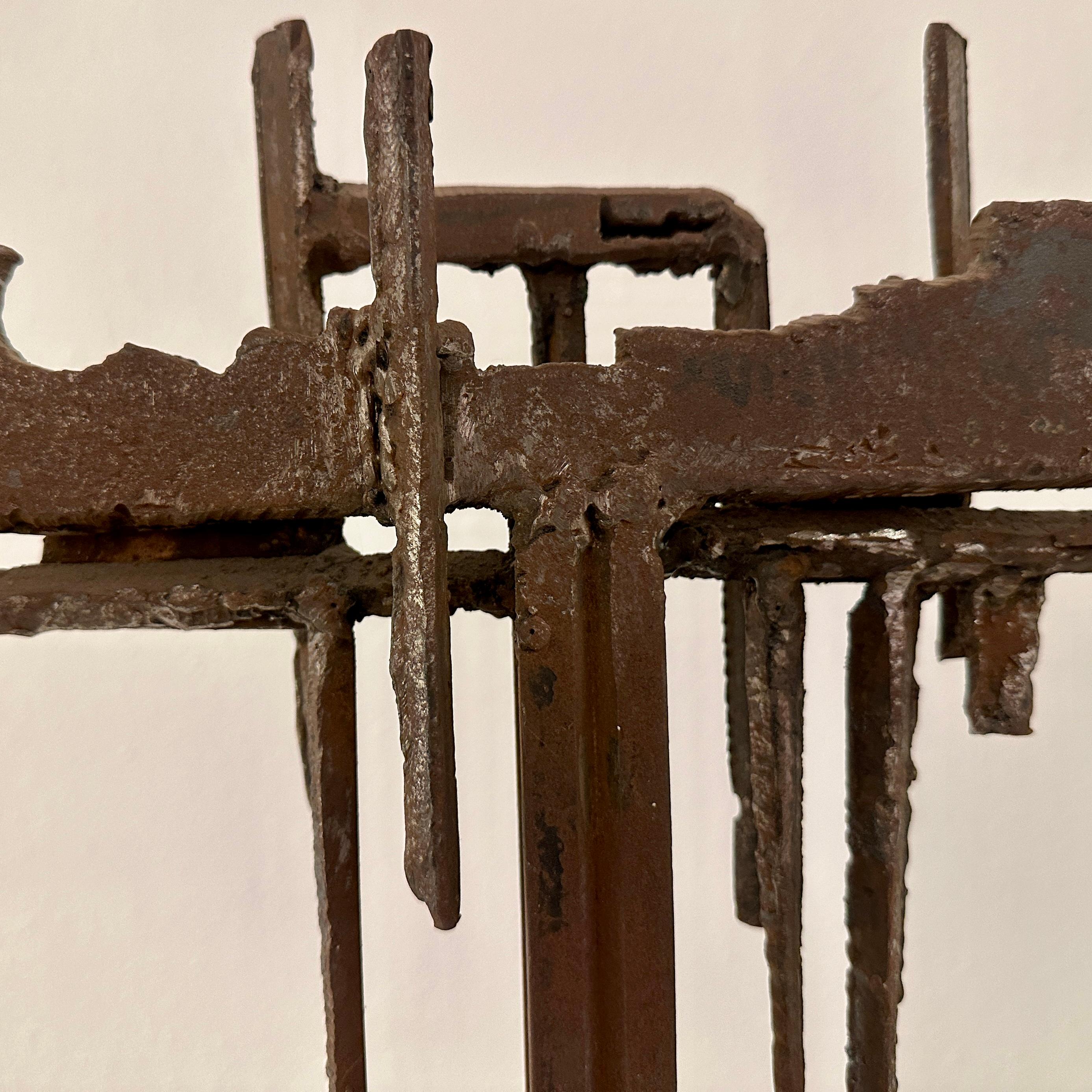 Brutalistische Eisenskulptur von Lorraine Crawford, Berkeley, Kalifornien, ca. 1960er Jahre im Angebot 1