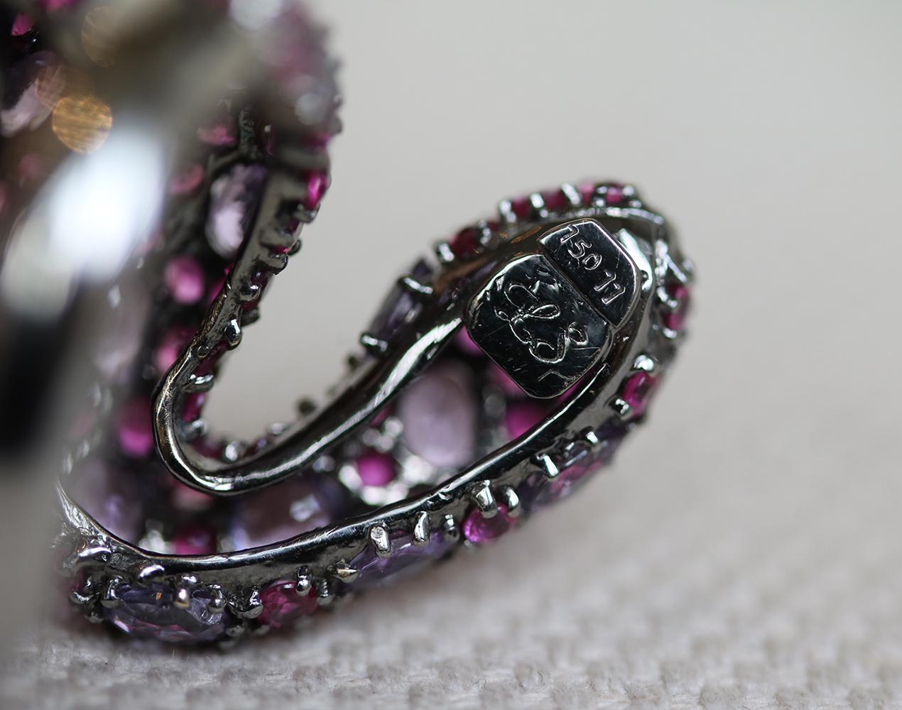 Women's or Men's Lorraine Schwartz Pink Sapphire and Ruby 18K Gold Snake Ring