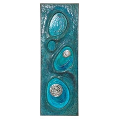 Panneau de sculpture mural d'art psychédélique en résine acrylique turquoise Lorraine Stelzer