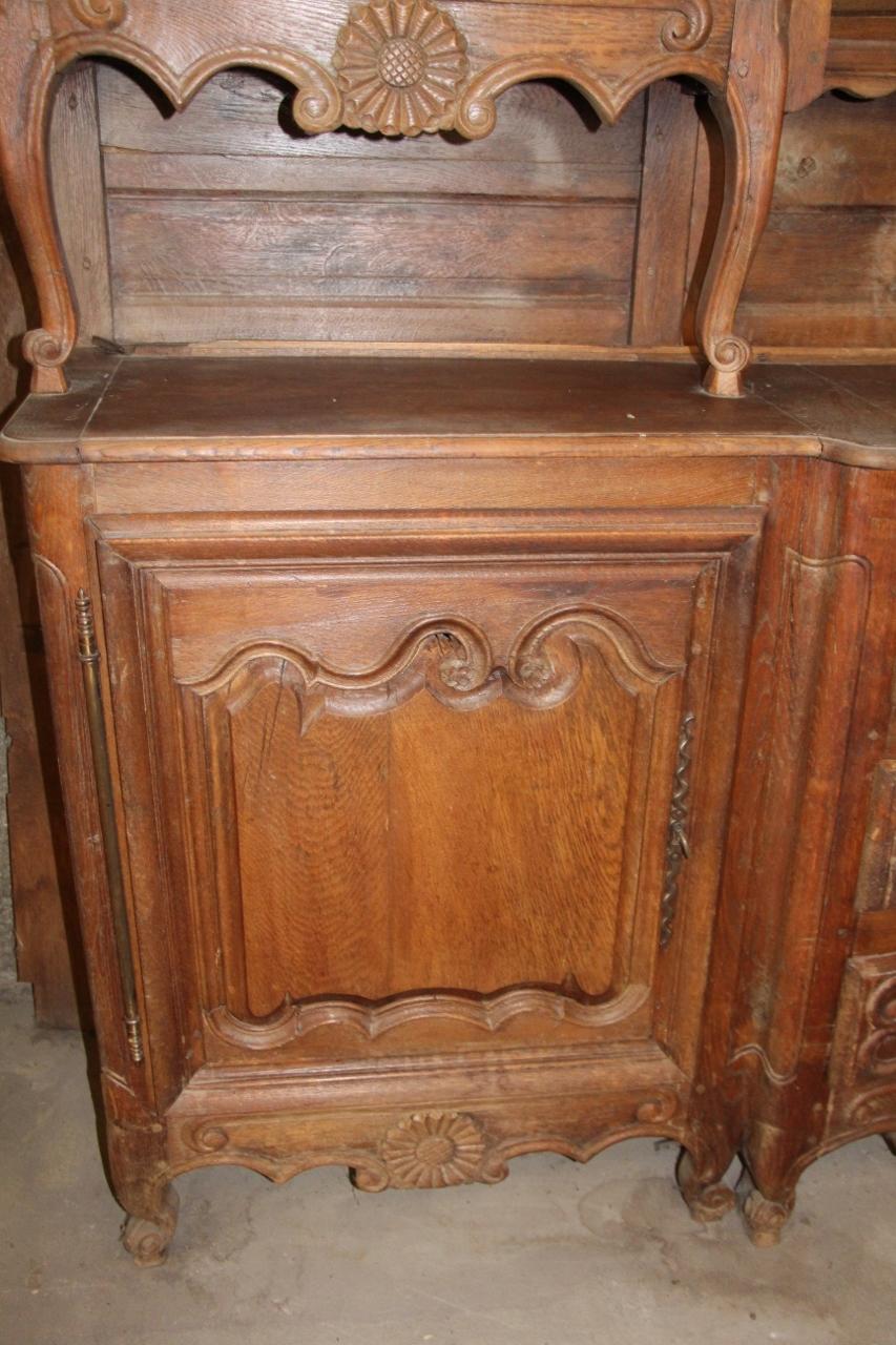 Buffet et commode à deux corps Lorrain en vente 1