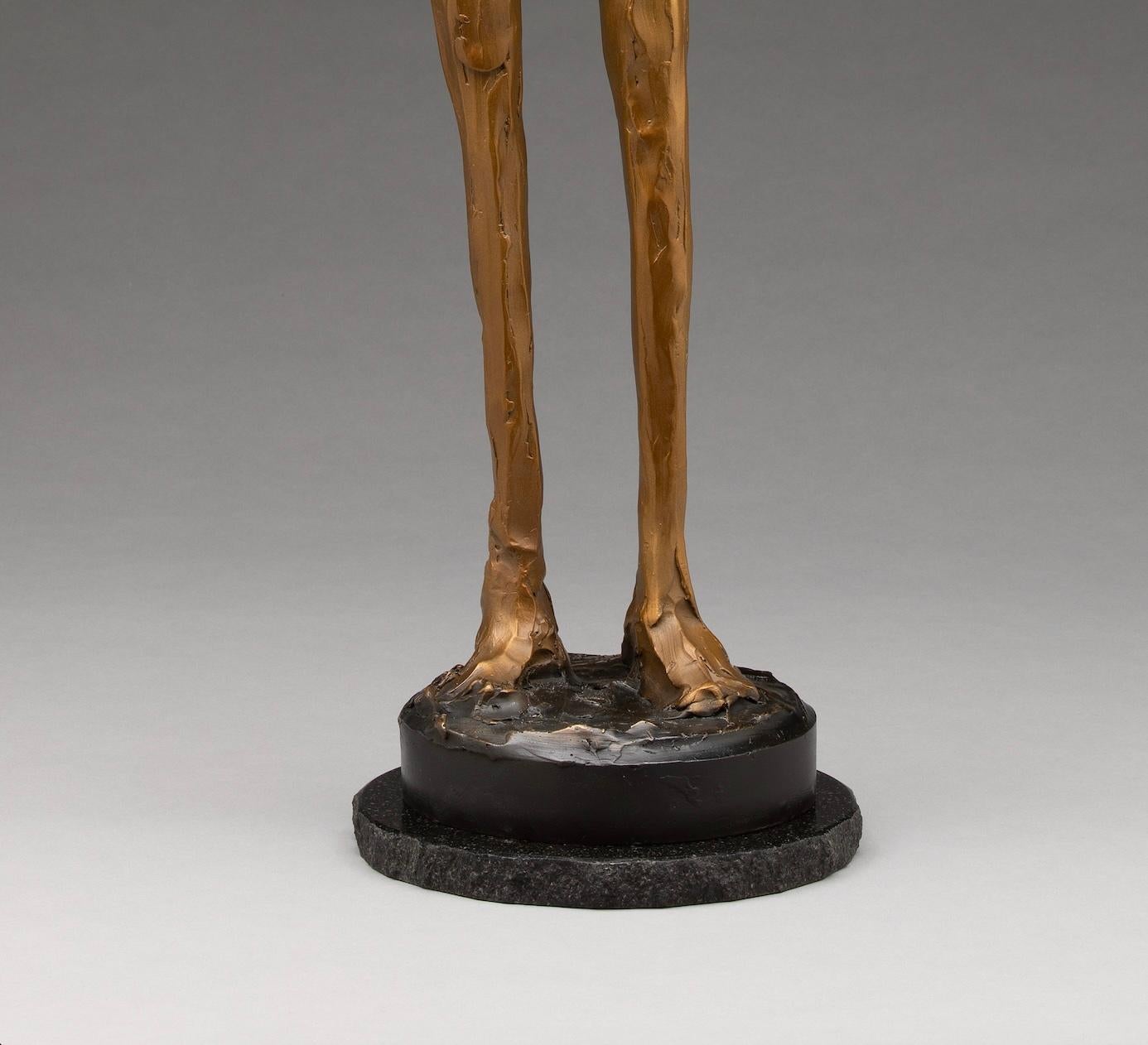 Inner Child 18/49 - Figurative Sculpture Oro di Lorri Acott