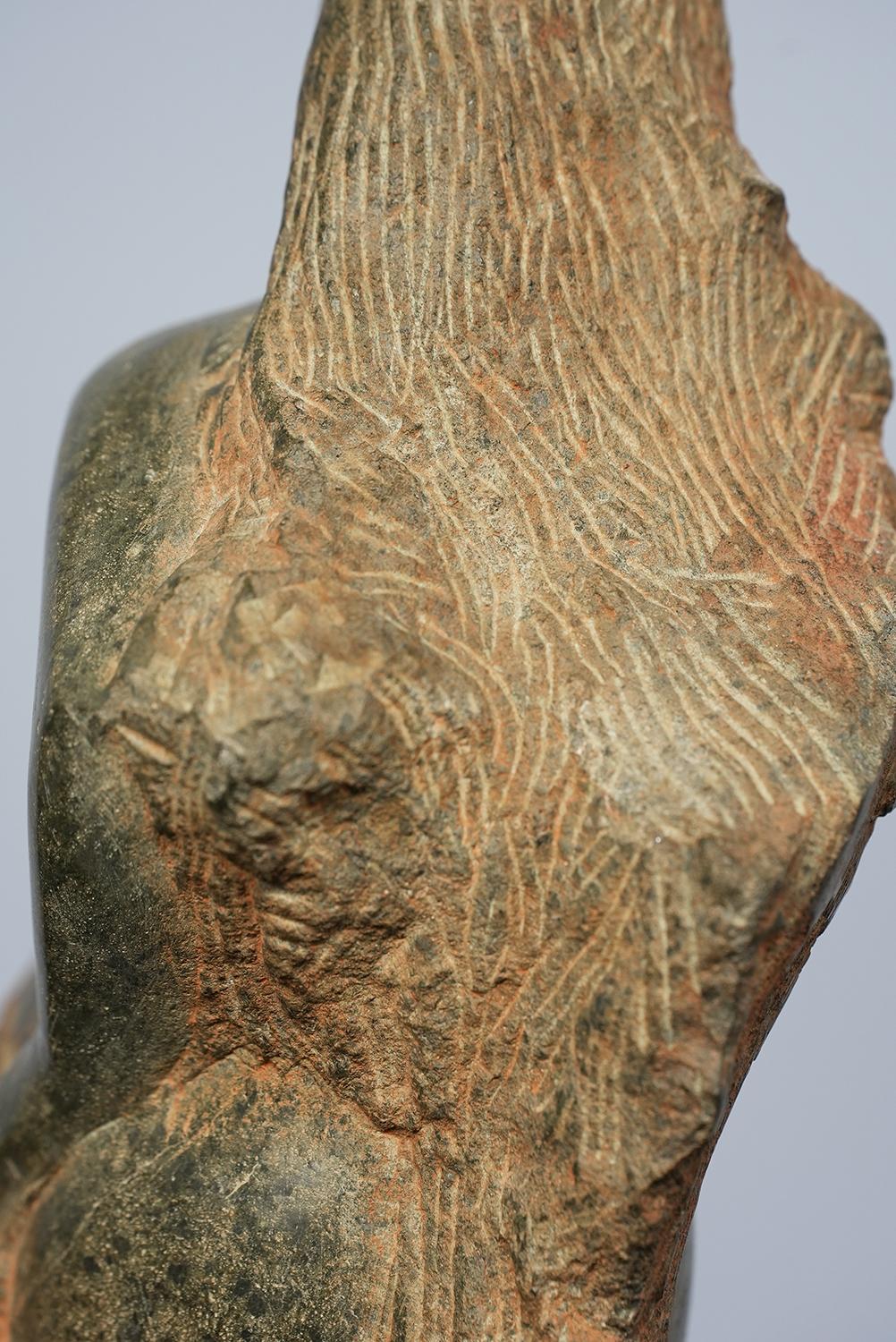 Figure féminine en vente 1