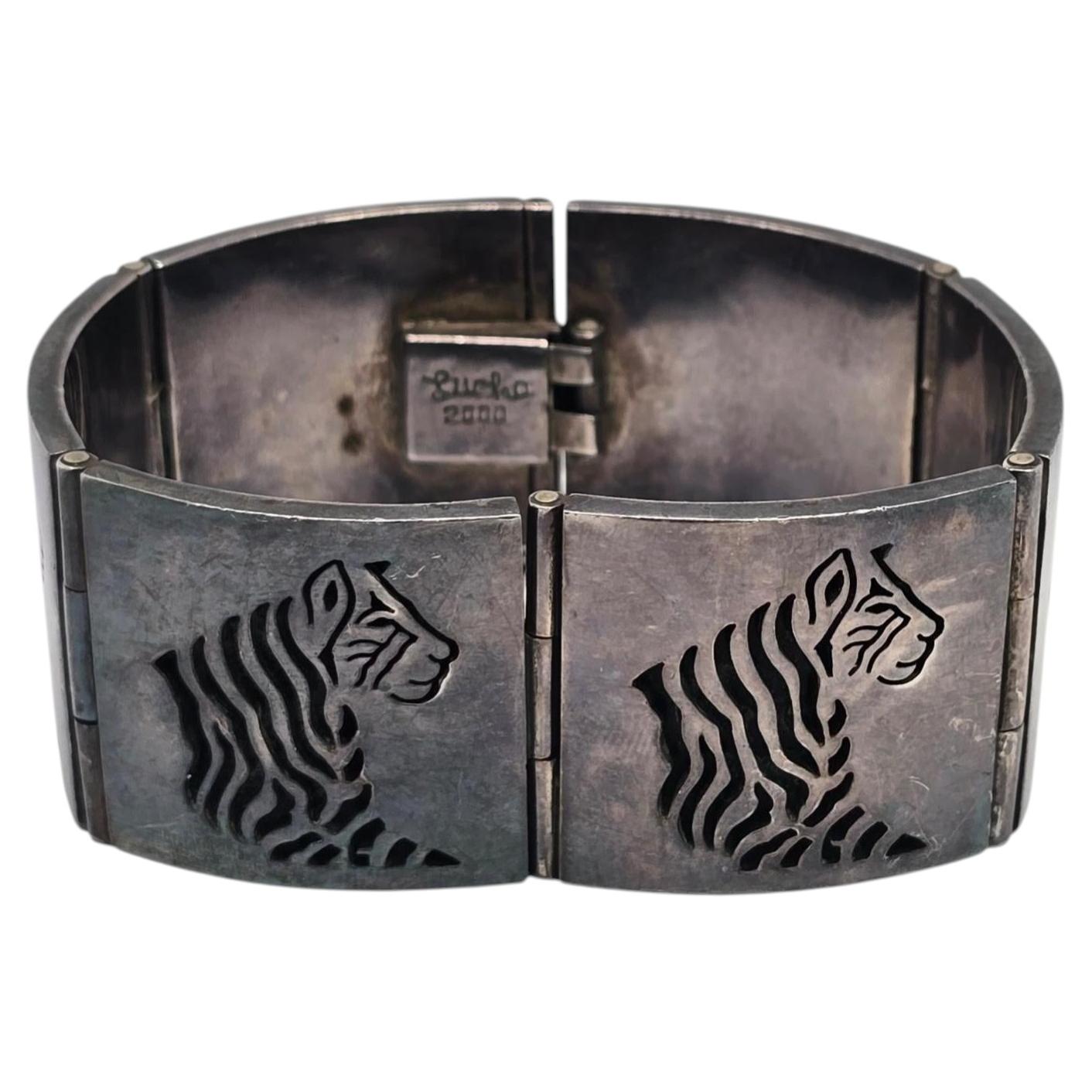 Los Ballesteros Mexico Sterling Silver Tiger Cut-Out Panel Bracelet #25172 en vente