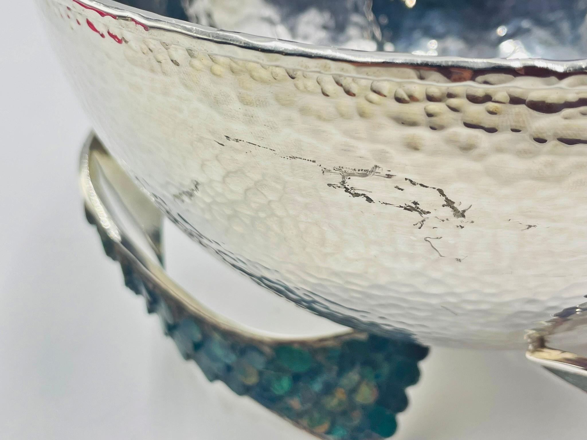 Los Castillo 1950 - Ciotola in argento con base di pesce intarsiata in malachite, Taxco, firmata in vendita 10