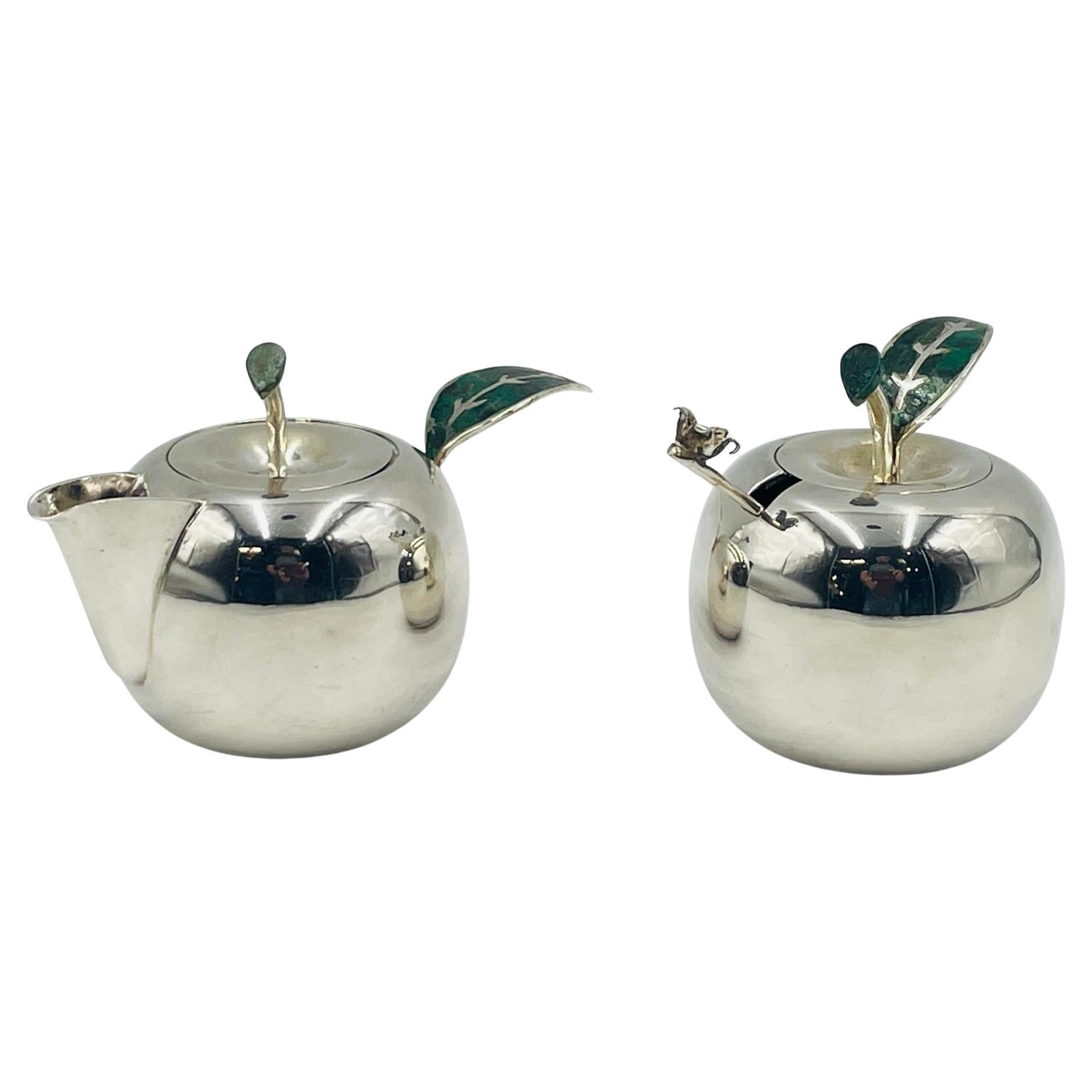 Los Castillo Apple-Shaped Silver Plate Creamer, Sugar Bowl & Matching Ladle For Sale
