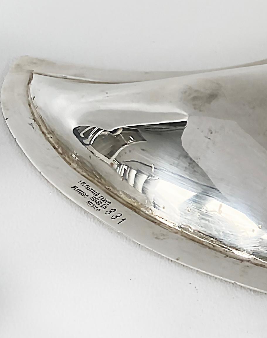 Los Castillo Plato de plata mexicana de mediados de siglo para servir palomas Mexicano