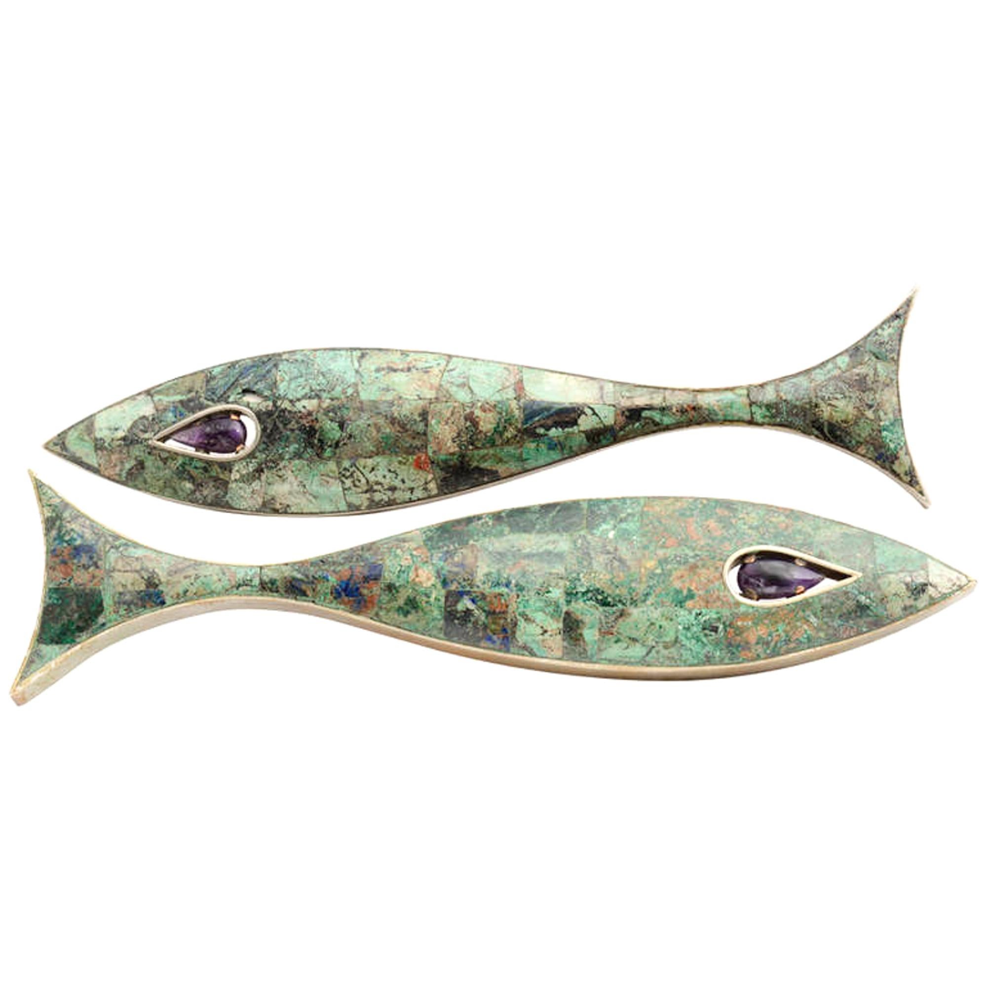 Presenting Los Castillo amethyst azurite and malachite stone inlay on silver plated copper fish eye drawer door cabinet dresser hardware set of pull handles.
Exquisite vintage craft, circa 1940s
Listing is for a set of two handles.
Made in the