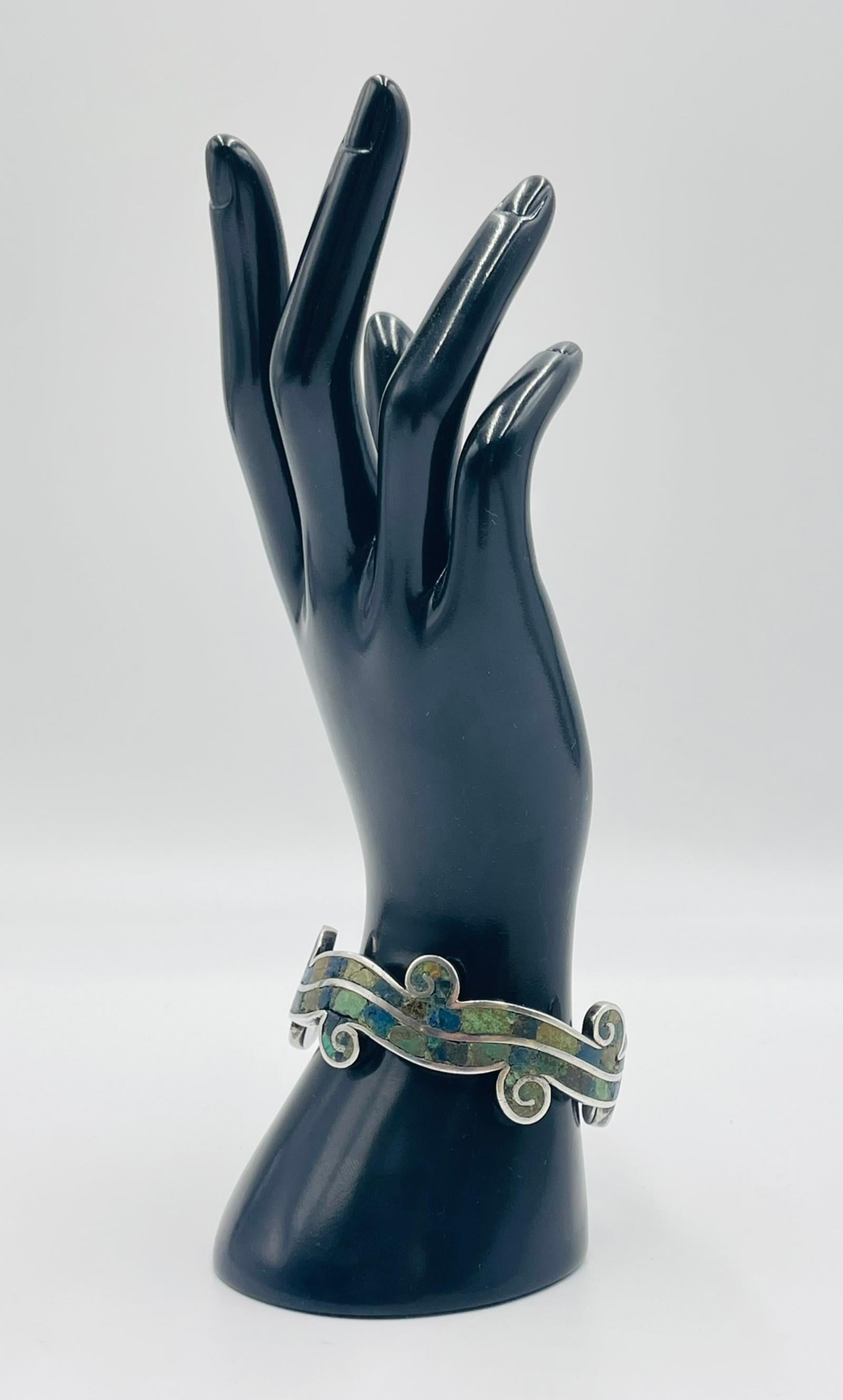 Los Castillo “Mosaico Azteca” Sterling Silver, Azurite & Lapis Inlay Cuff Bracel In Good Condition For Sale In Los Angeles, CA