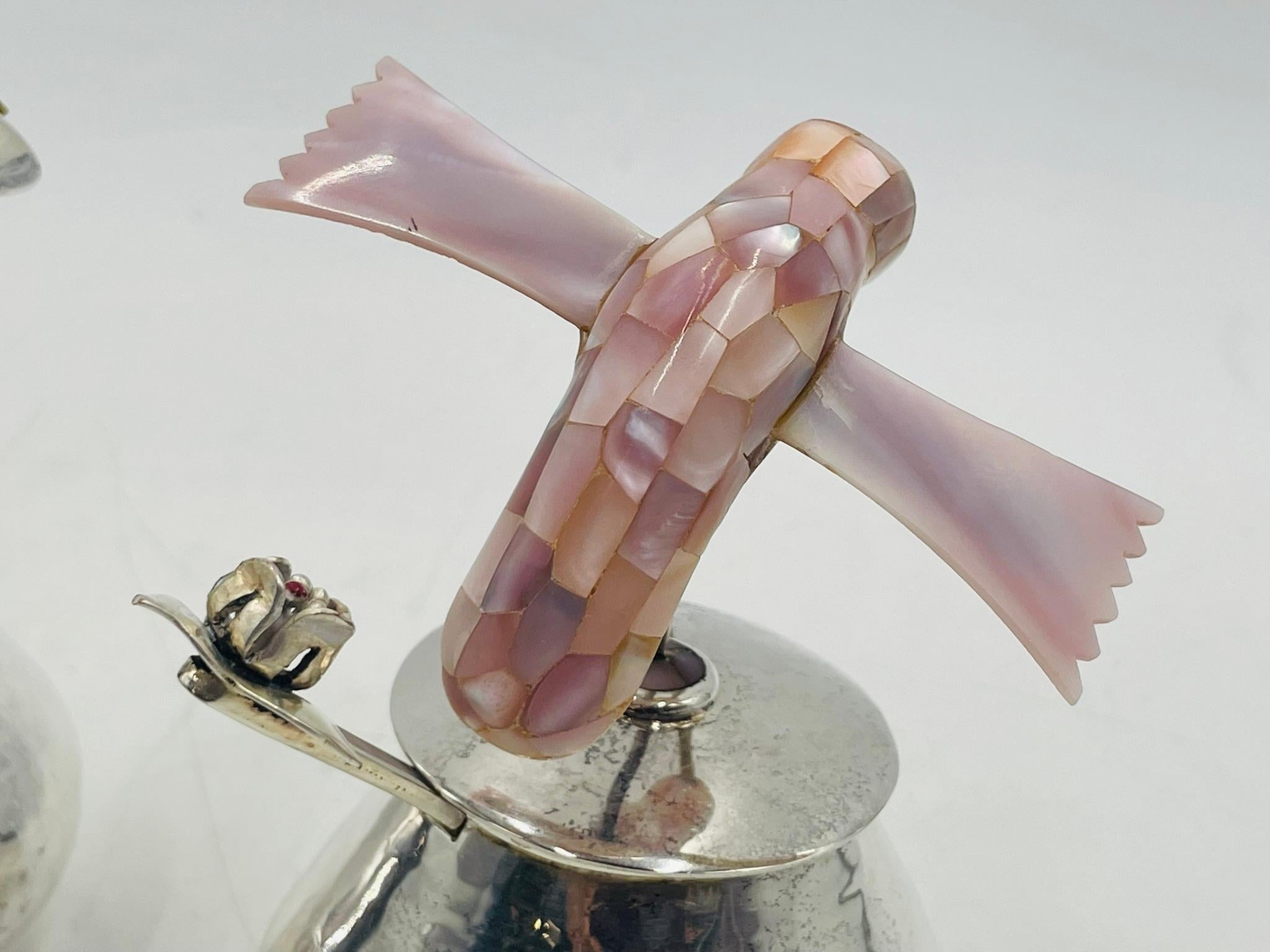 Crémier, sucre et louche en argent de Los Castillo, Taxco, années 1960 en vente 4