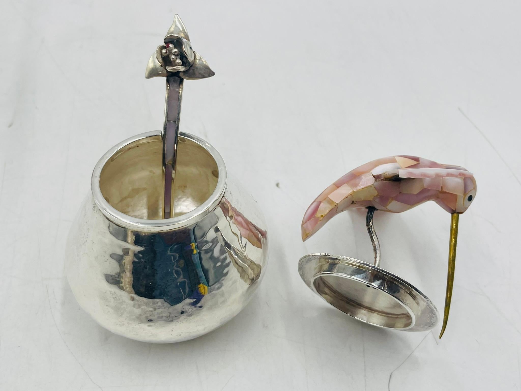 Crémier, sucre et louche en argent de Los Castillo, Taxco, années 1960 en vente 9