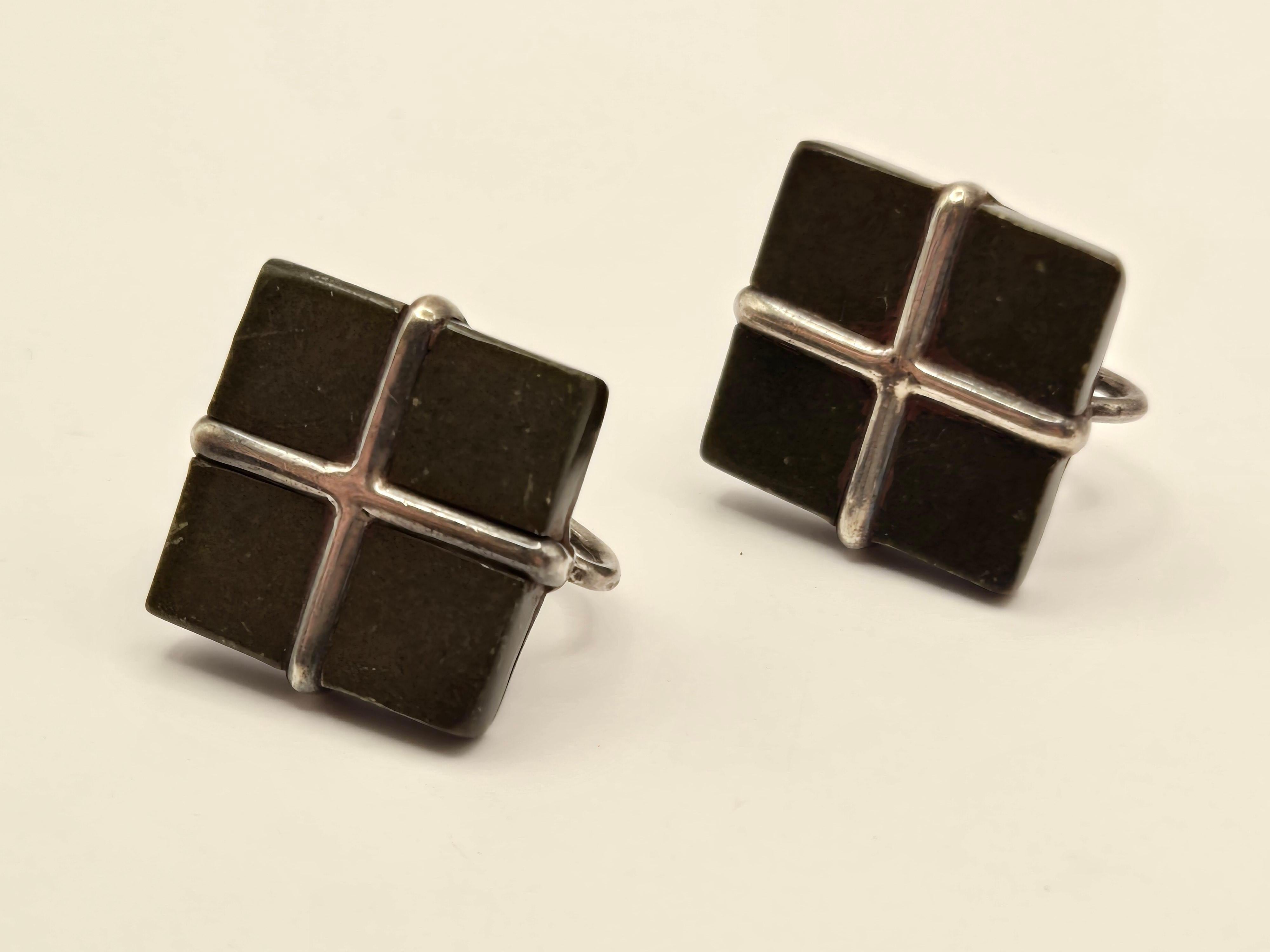 Los Castillo Sterling Silver Square Screw Back Earrings In Good Condition For Sale In Point Richmond, CA