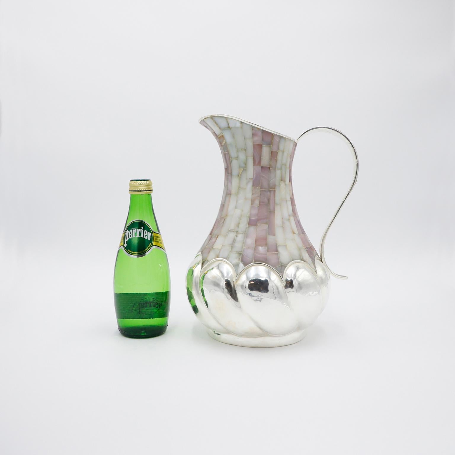 Los Castillo Taxco Silver Plate Pitcher In Good Condition In Mexico City, CDMX