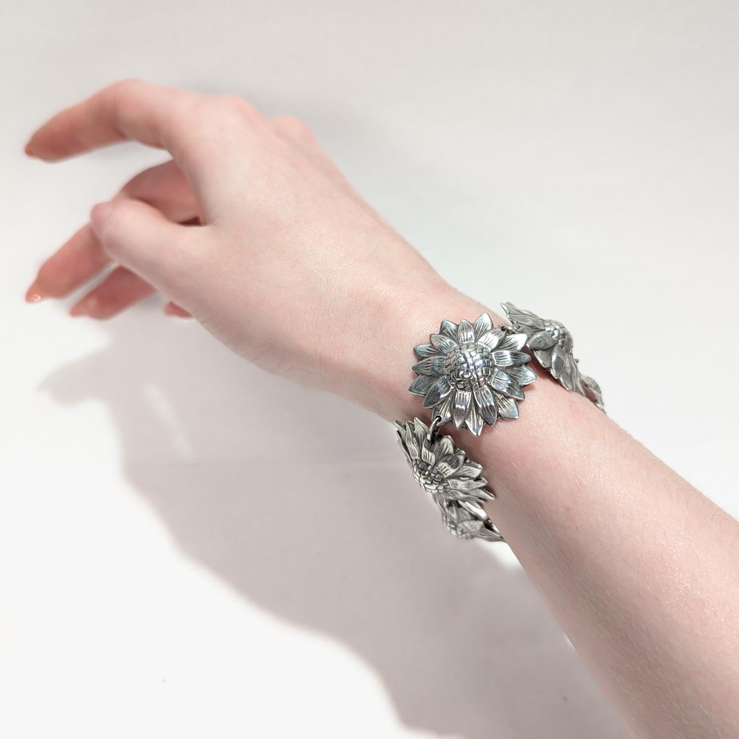 Modern Los Castillos Mexican Mid-Century Taxco Sterling Silver Sunflowers Link Bracelet