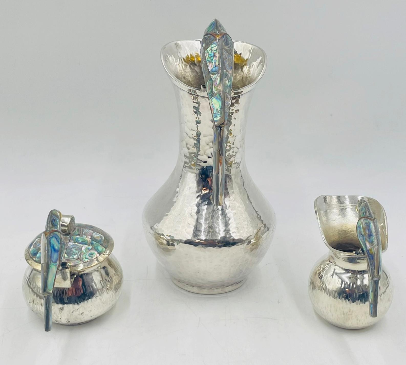 Los Fajardo 1960s Silver Plate & Abalone Parrot 3-Piece Service Set, Taxco In Good Condition For Sale In Los Angeles, CA
