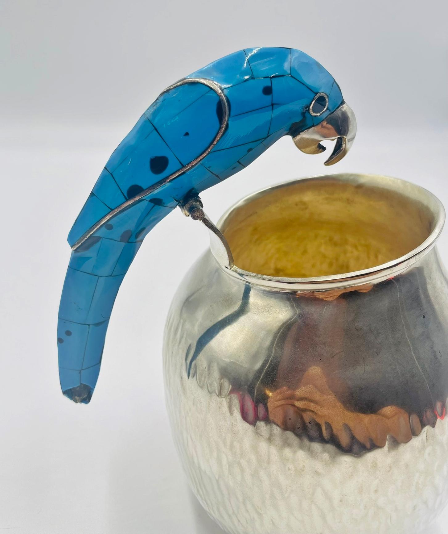 Los Fajardo Silver-Plated Pitcher with Blue Stone Inlaid Parrot Handle, Mexico im Angebot 7