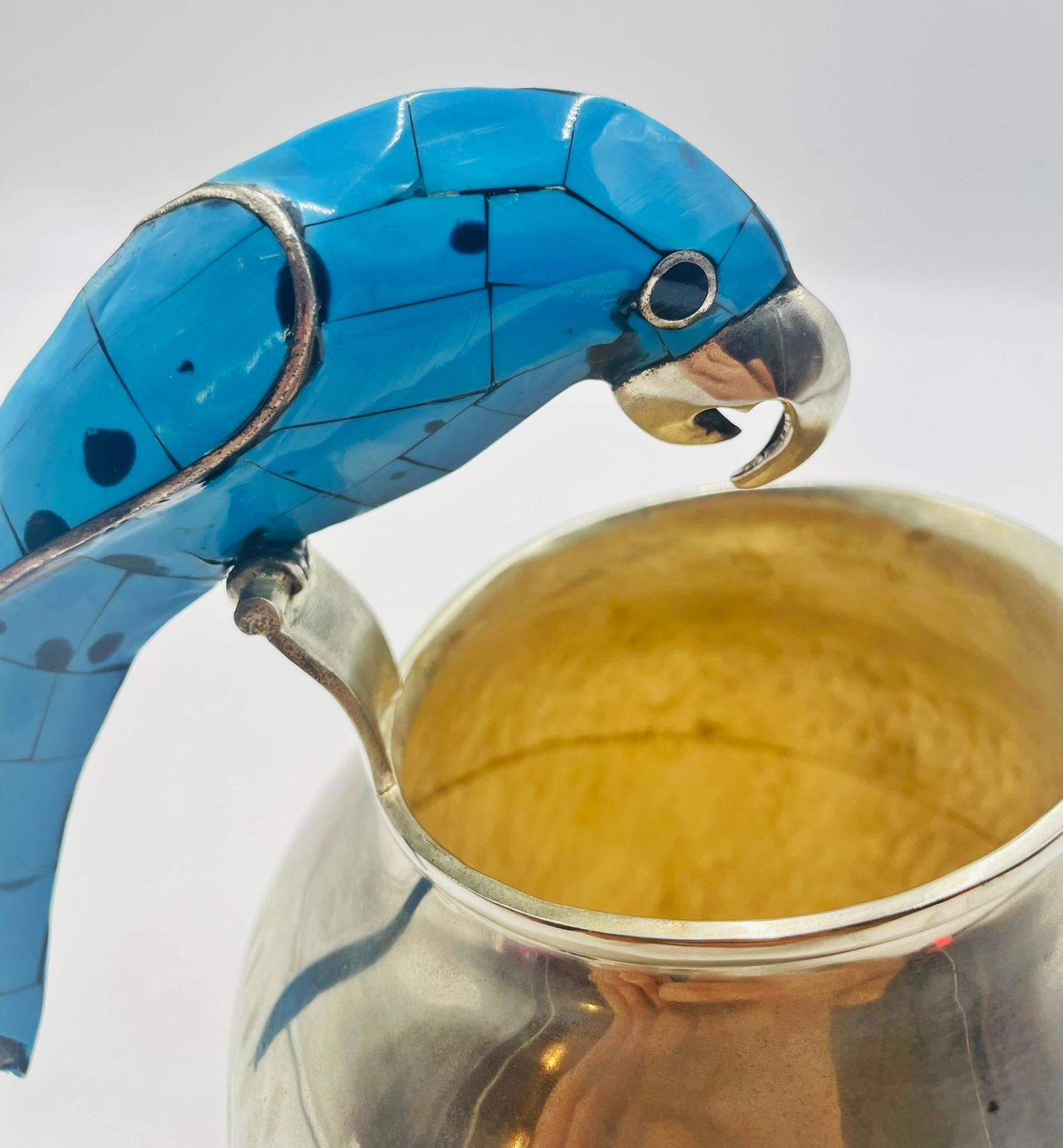 Los Fajardo Silver-Plated Pitcher with Blue Stone Inlaid Parrot Handle, Mexico im Angebot 8