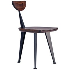 Chaise de salle à manger moderne à trois pieds Los Gatos avec assise/ dossier sculpté et pieds en acier
