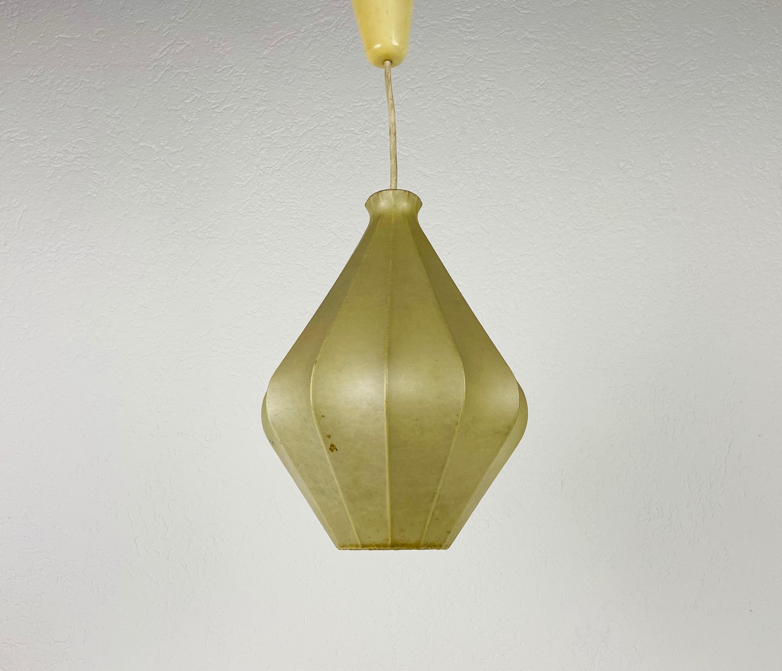 European Losange Cocoon Pendant Light in the Style of Achille Castiglioni, 1960s, Italy