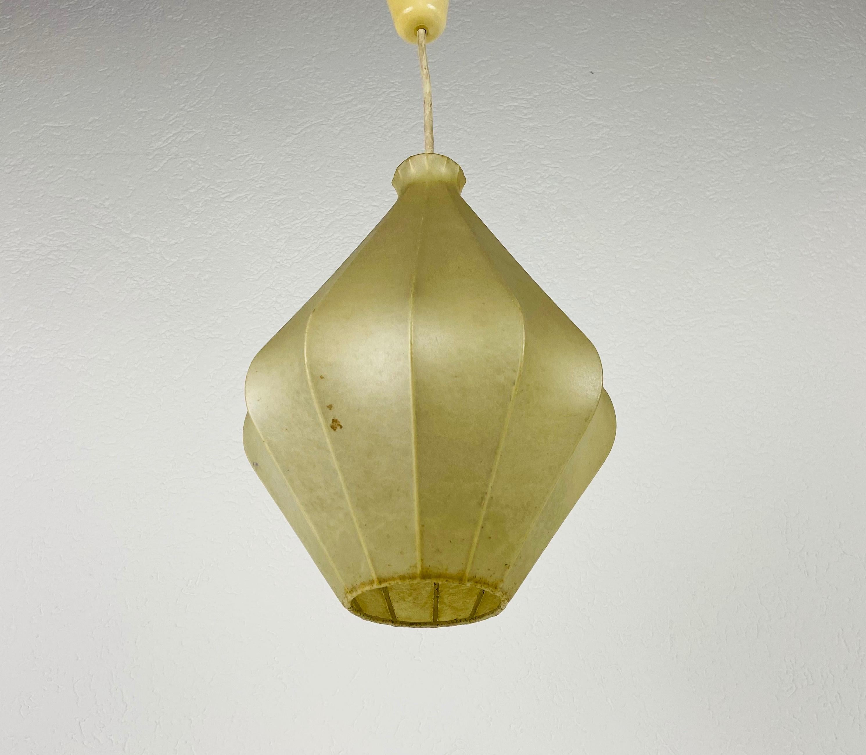 Mid-20th Century Losange Cocoon Pendant Light in the Style of Achille Castiglioni, 1960s, Italy