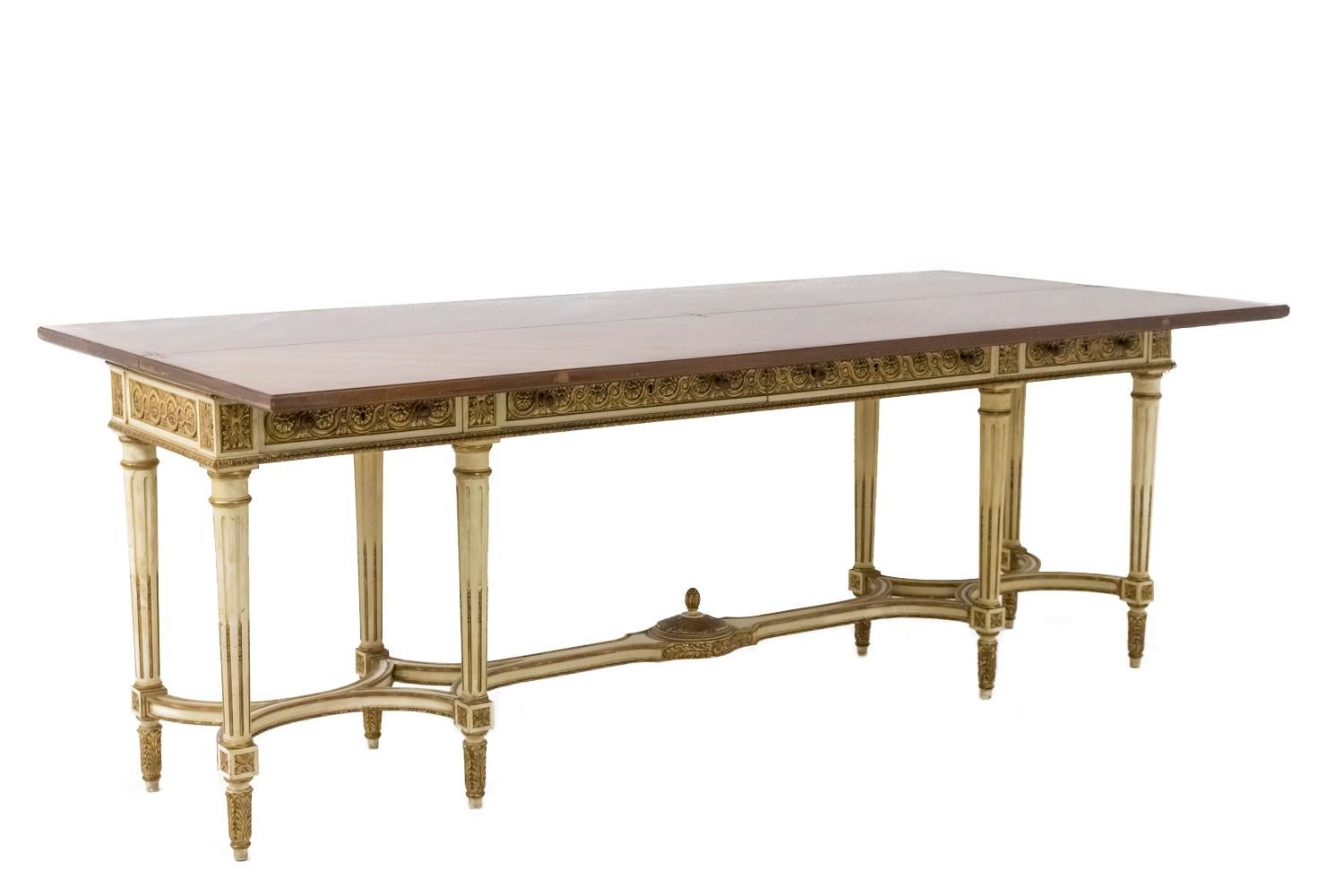 Loscertales, Large Louis XVI Style Console in Lacquered and Giltwood, 1960s In Good Condition In Saint-Ouen, FR