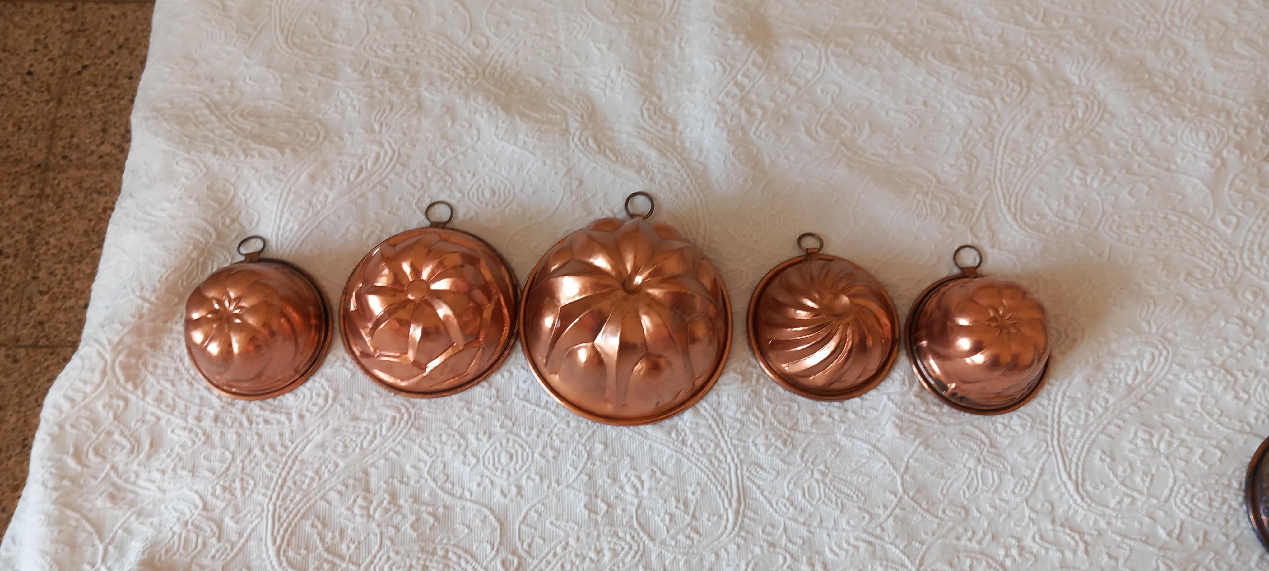 Copper Molds Antique Wall Decoración  for Kitchen, Lot of 5 For Sale 7