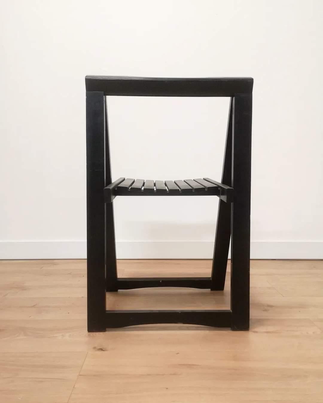 Lot de 3 chaises pliantes noires, modèle Triste, par Aldo Jacober In Good Condition For Sale In SAINT-ESTÈVE, FR