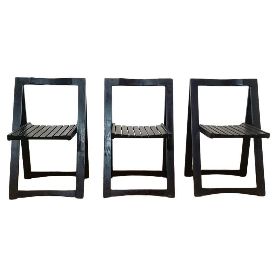Lot de 3 chaises pliantes noires, modèle Triste, par Aldo Jacober For Sale