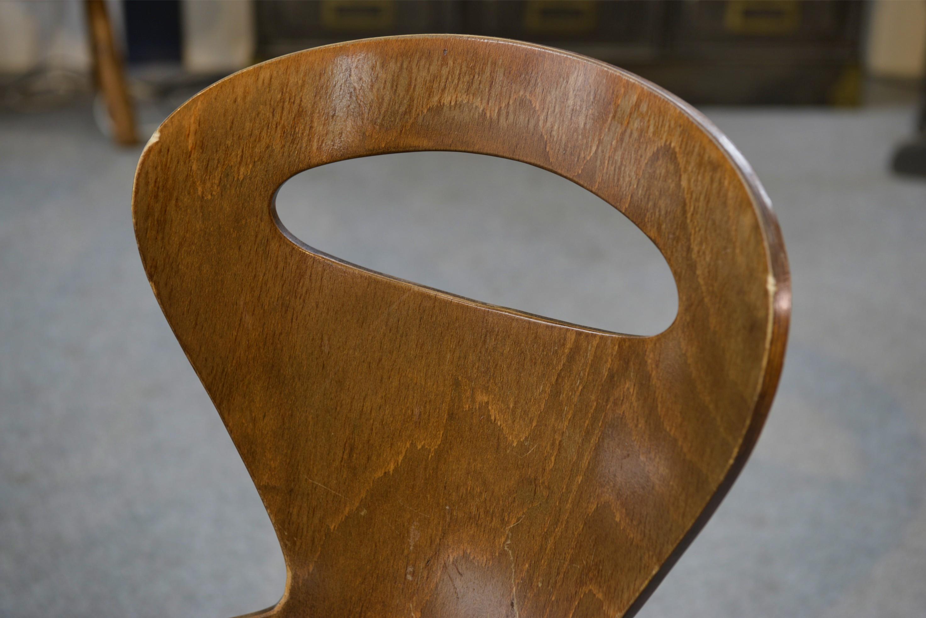 Lot de 4 chaises modèle 