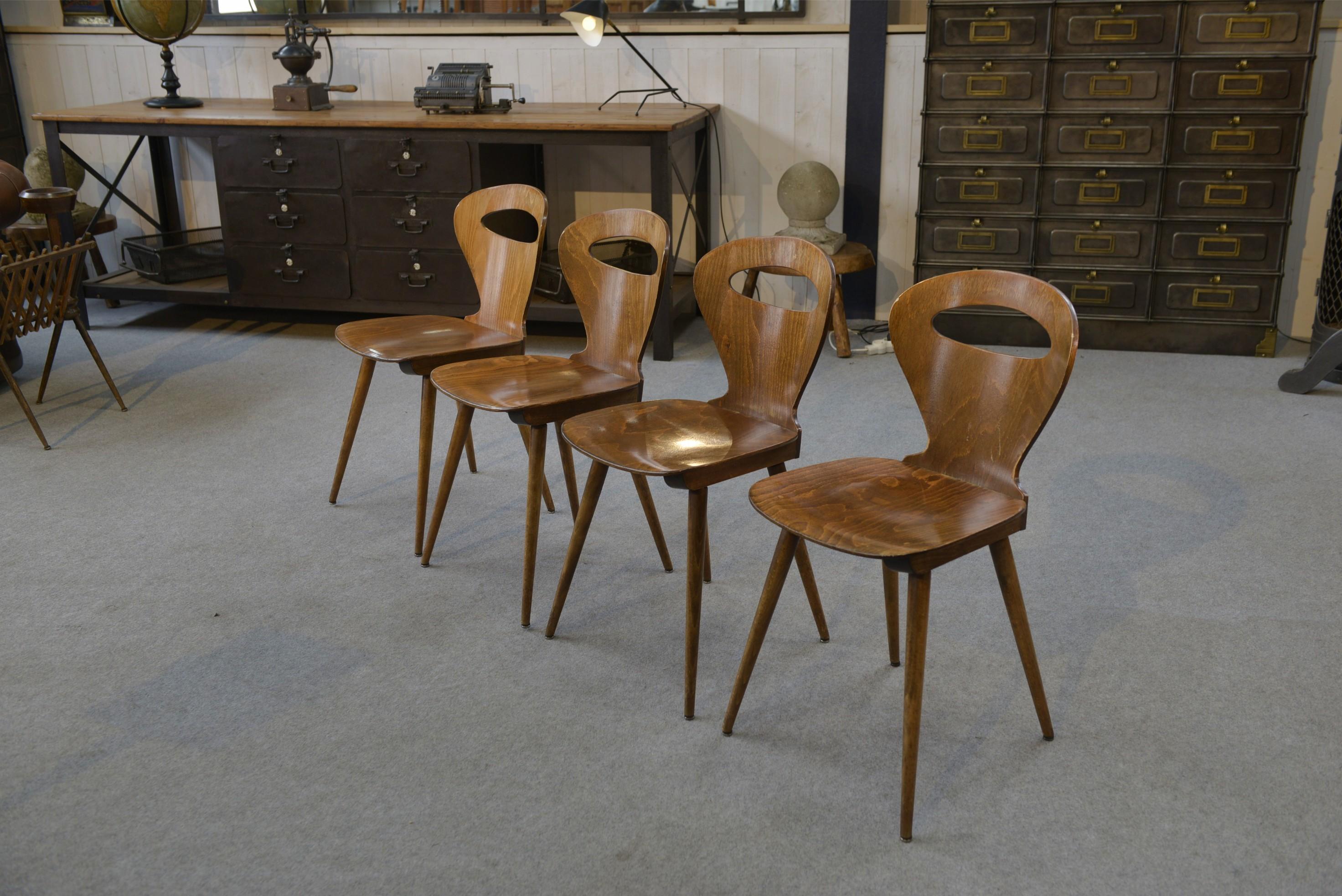 Lot de 4 chaises modèle 