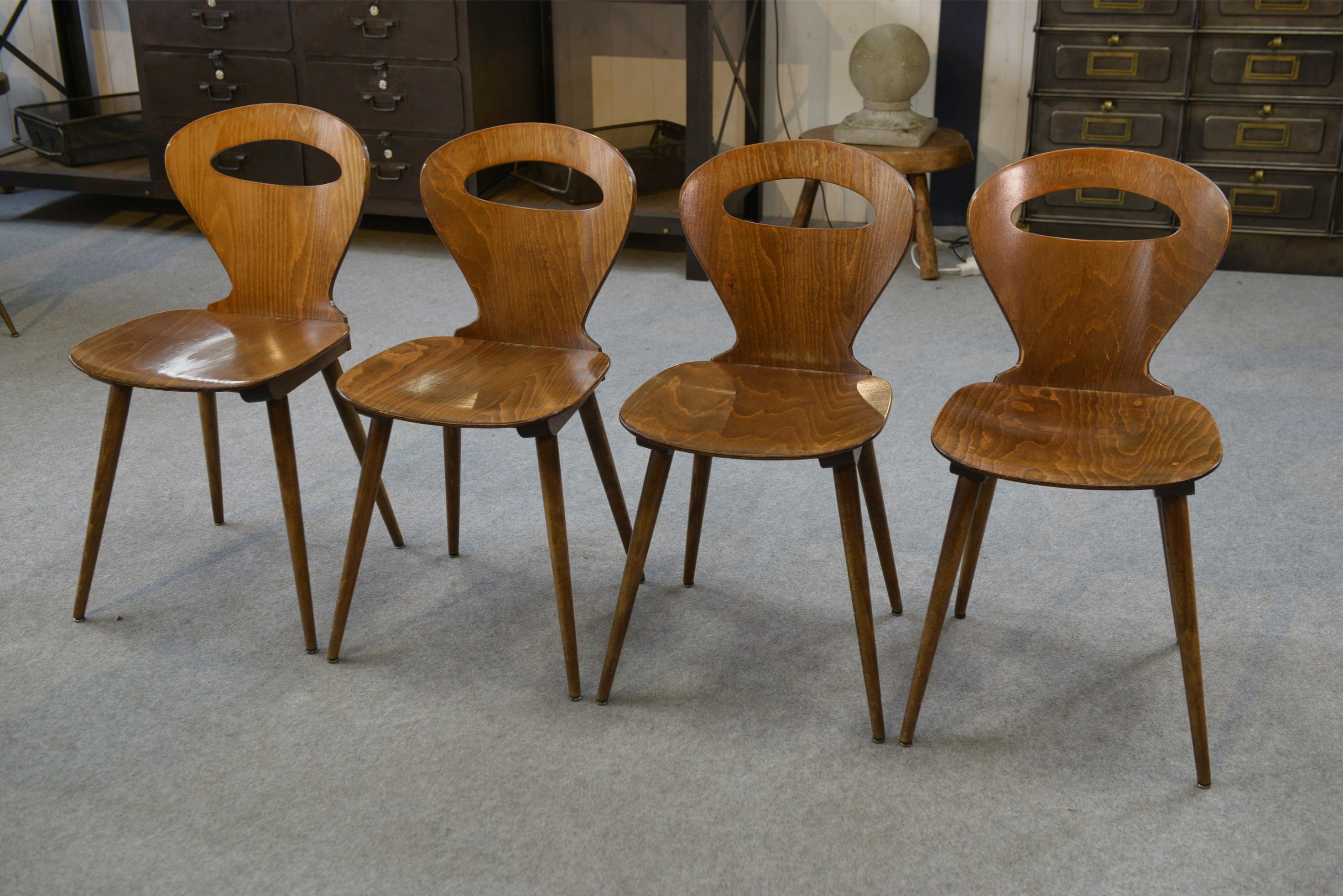 Lot de 4 chaises modèle 
