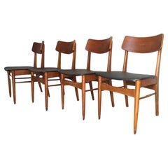 Lot de 4 chaises vintage en bois et simili cuir